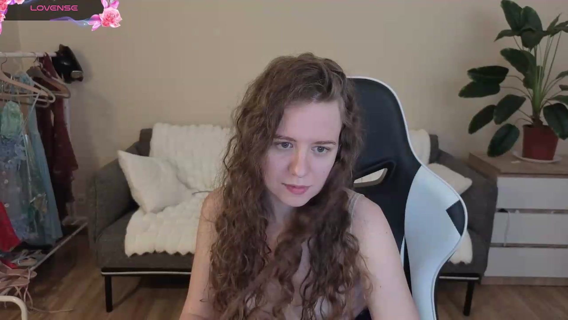 Gallery image thumbnail from BlueFlowerr's myfreecams stream on, 08/08/2026, 21:30 image 3 of 20