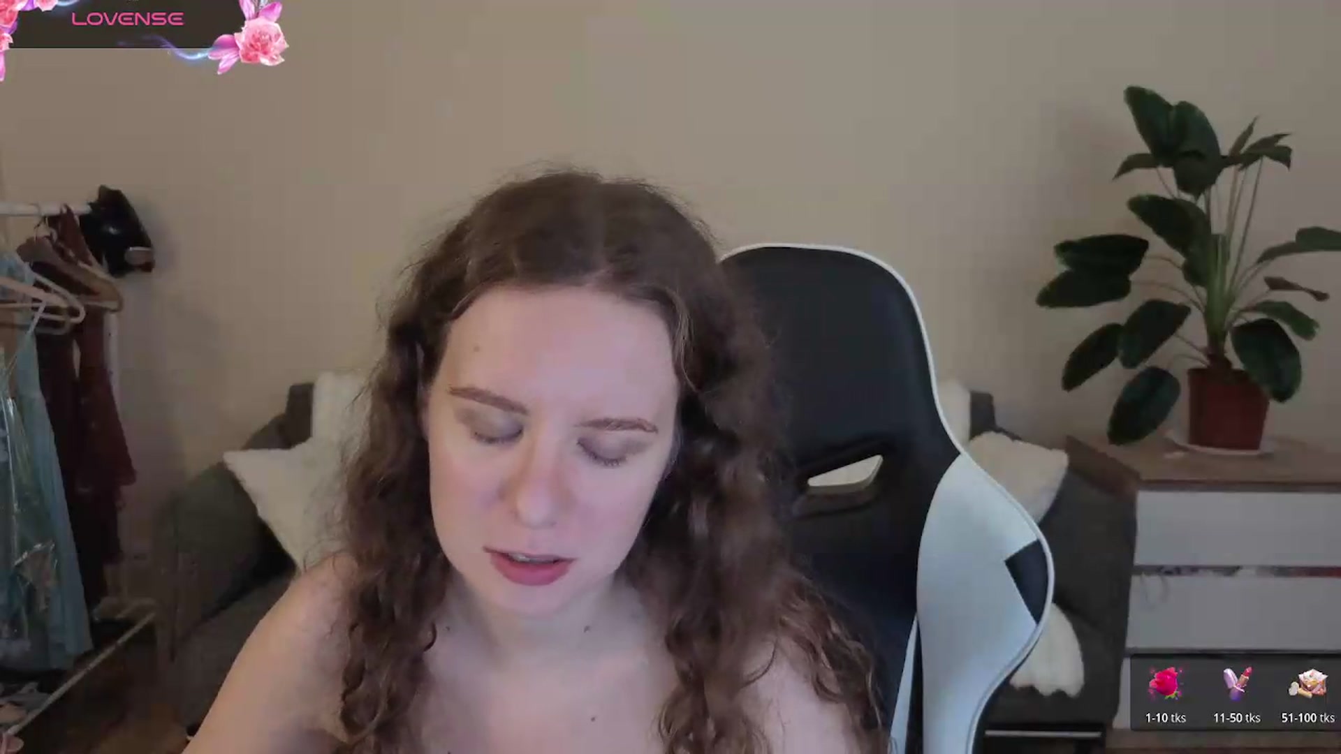 Gallery image thumbnail from BlueFlowerr's myfreecams stream on, 08/09/2026, 24:01 image 3 of 20