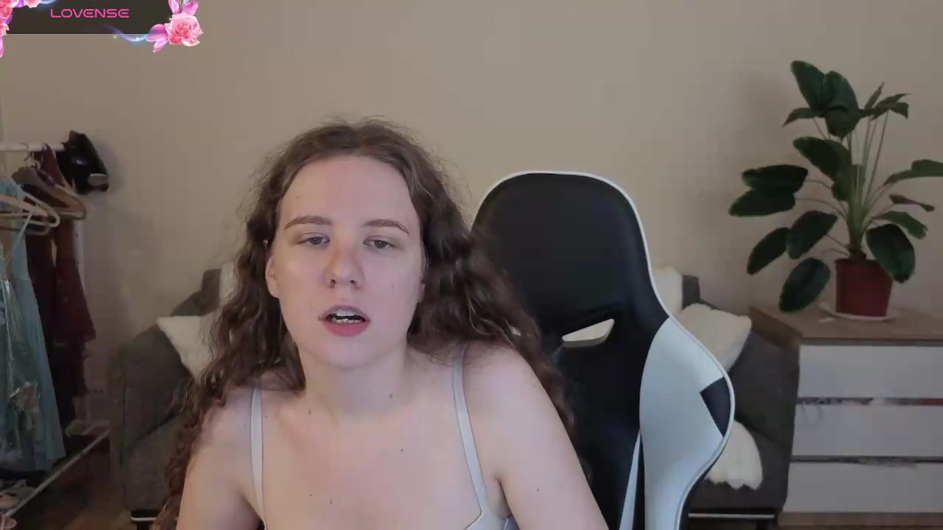 Gallery image thumbnail from BlueFlowerr's myfreecams stream on, 08/09/2026, 24:01 image 7 of 20