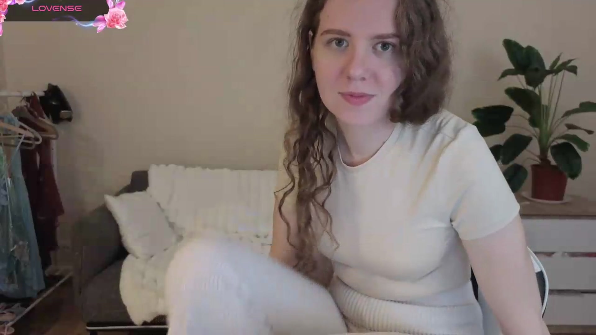 Gallery image thumbnail from BlueFlowerr's myfreecams stream on, 08/09/2026, 16:19 image 20 of 20