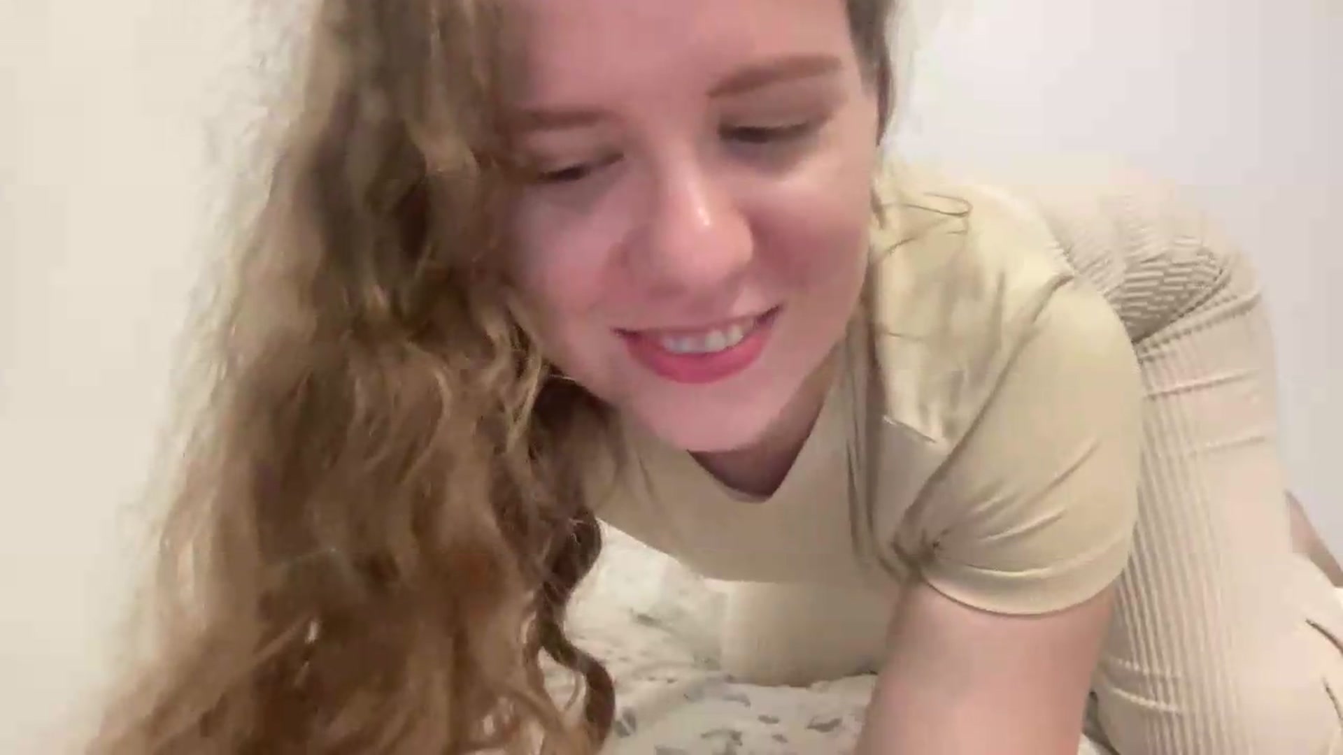 Gallery image thumbnail from BlueFlowerr's myfreecams stream on, 08/09/2026, 17:47 image 17 of 20