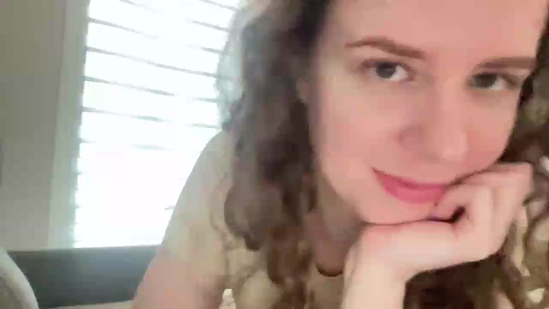 Gallery image thumbnail from BlueFlowerr's myfreecams stream on, 08/09/2026, 17:47 image 3 of 20