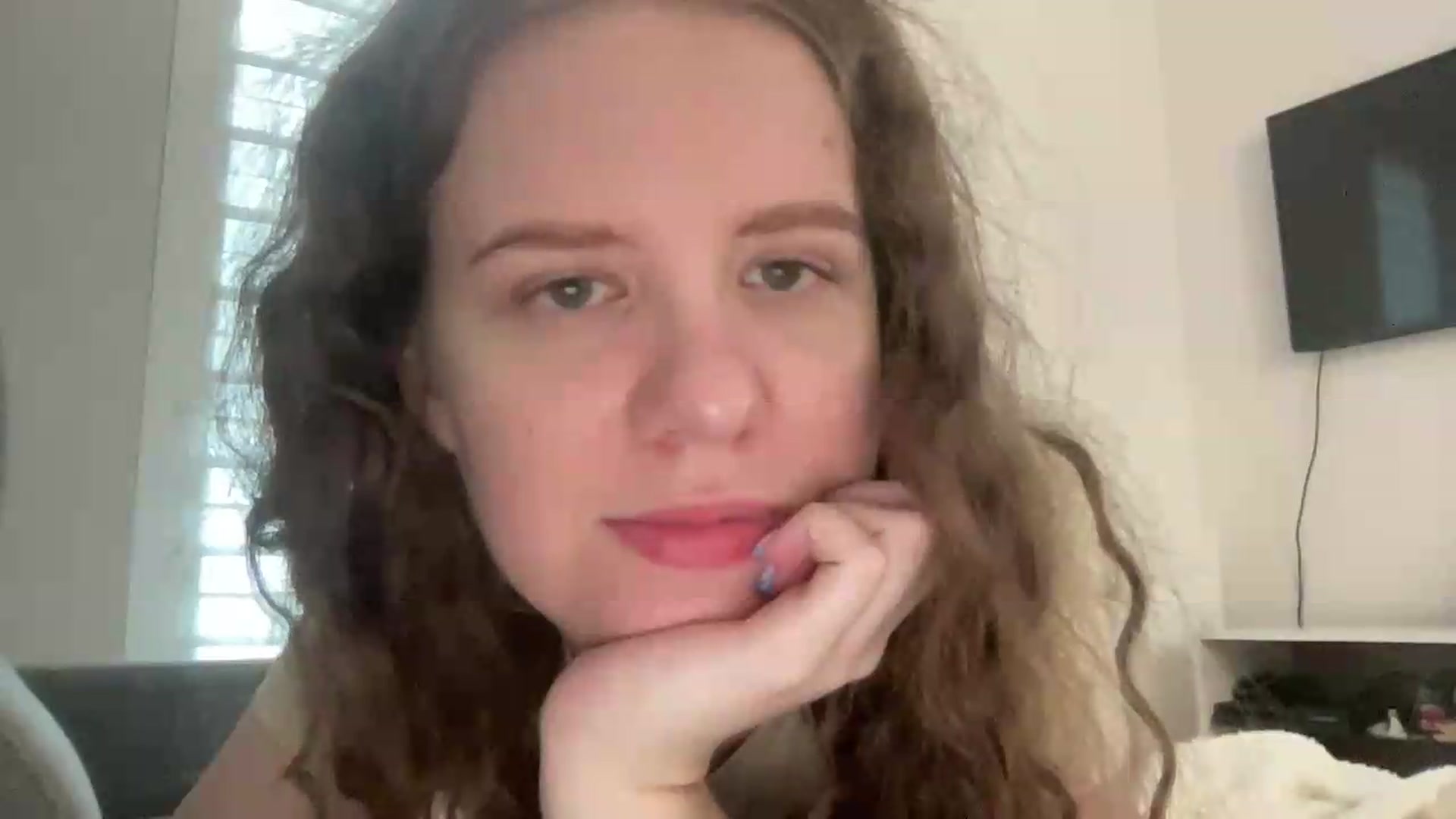 Gallery image thumbnail from BlueFlowerr's myfreecams stream on, 08/09/2026, 17:47 image 6 of 20