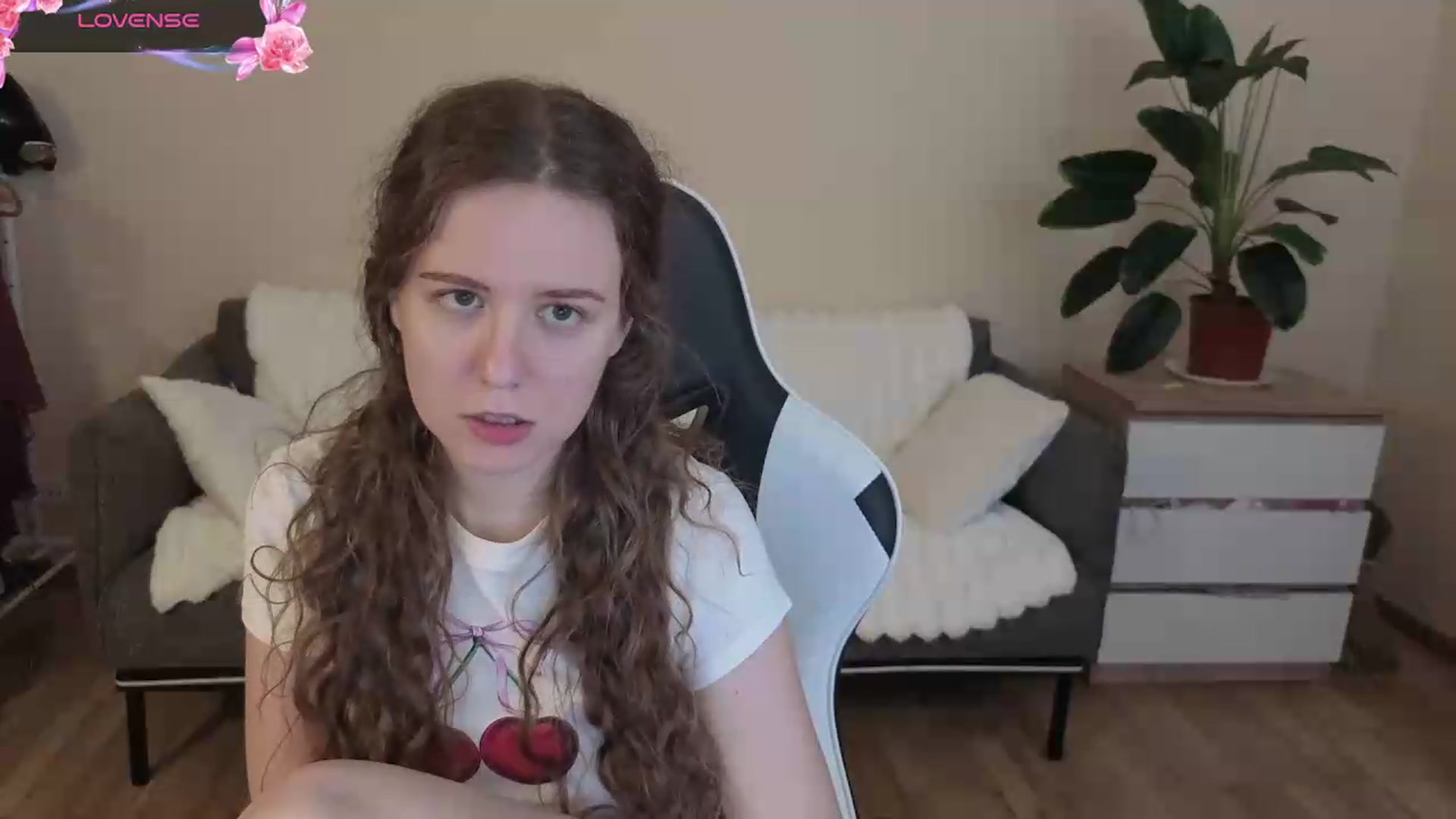 Gallery image thumbnail from BlueFlowerr's myfreecams stream on, 08/10/2026, 20:53 image 14 of 20