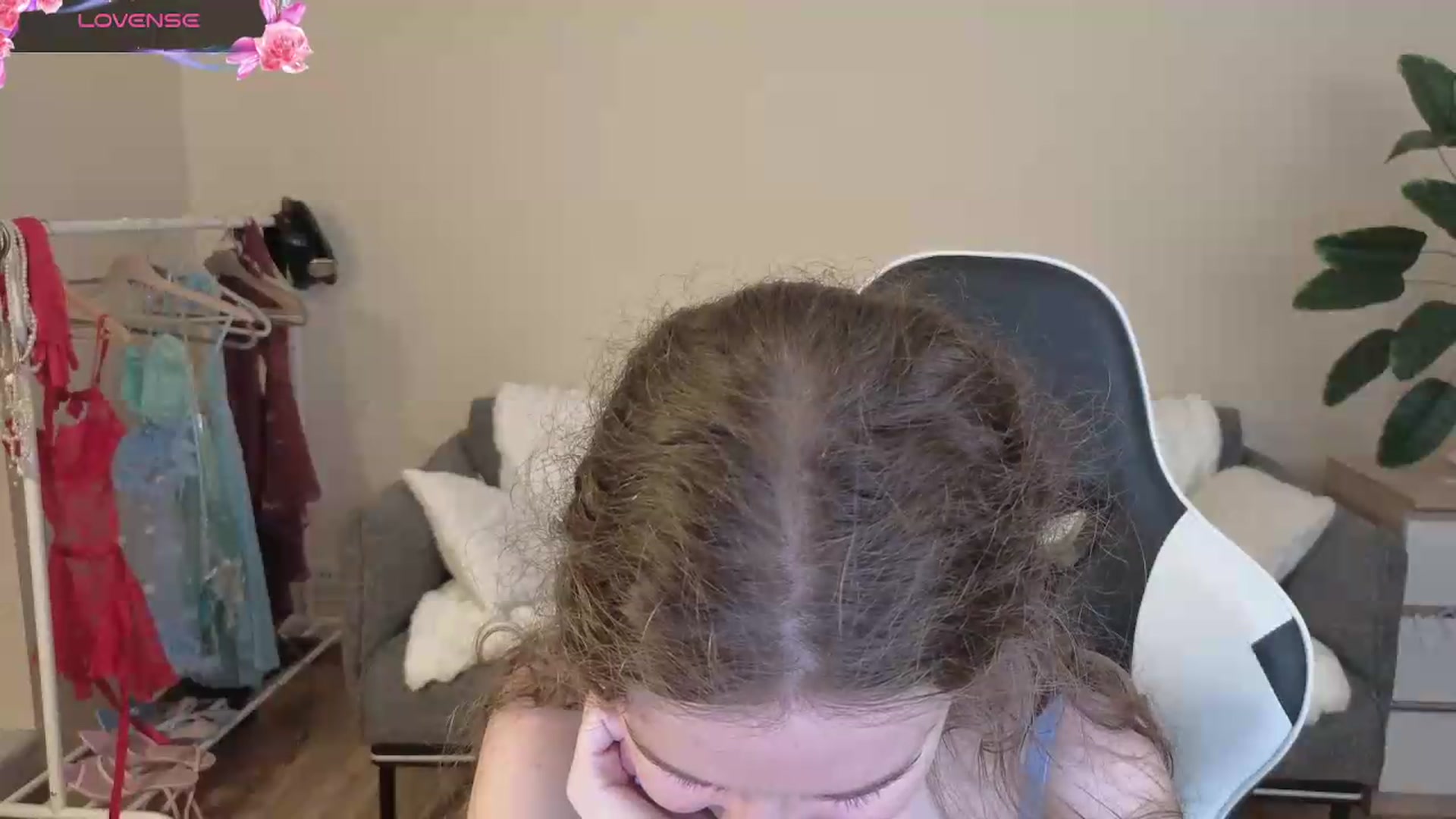 Gallery image thumbnail from BlueFlowerr's myfreecams stream on, 08/10/2026, 20:53 image 18 of 20