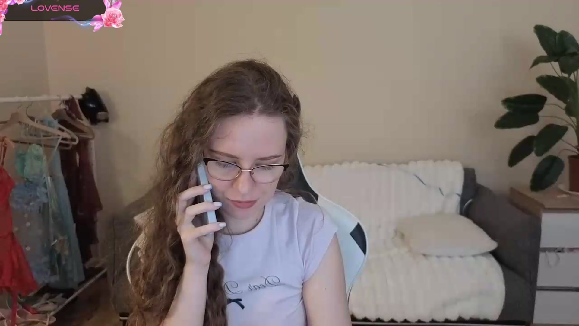 Gallery image thumbnail from BlueFlowerr's myfreecams stream on, 08/11/2026, 18:21 image 2 of 20