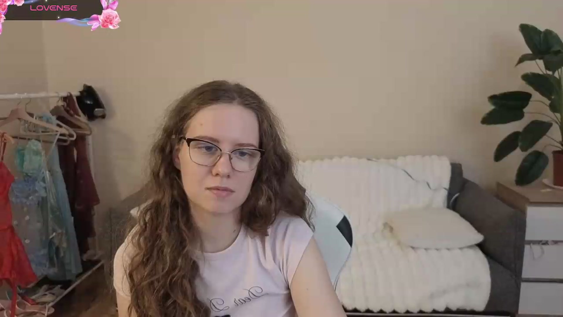 Gallery image thumbnail from BlueFlowerr's myfreecams stream on, 08/11/2026, 19:24 image 5 of 20