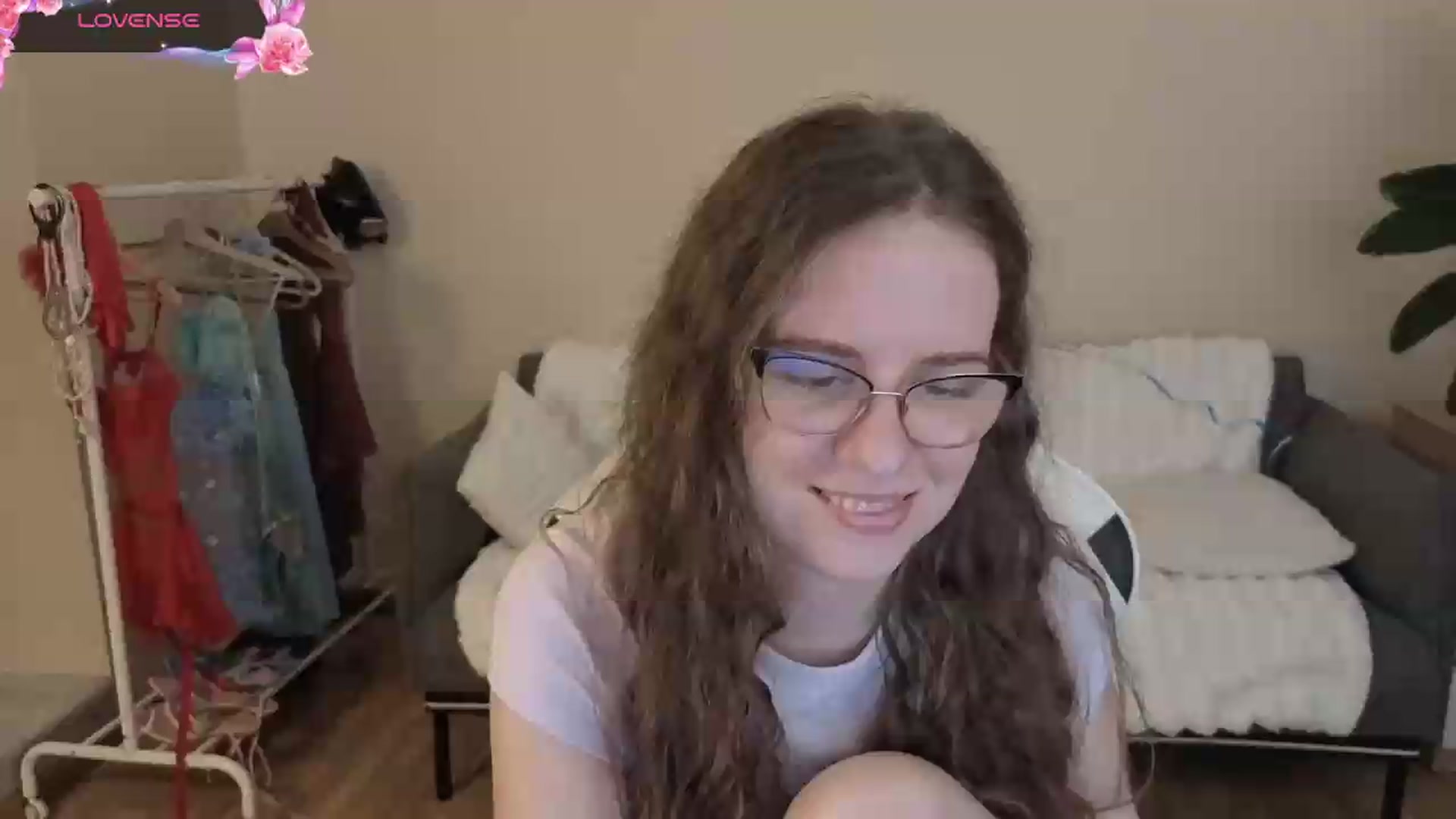 Gallery image thumbnail from BlueFlowerr's myfreecams stream on, 08/11/2026, 21:07 image 20 of 20