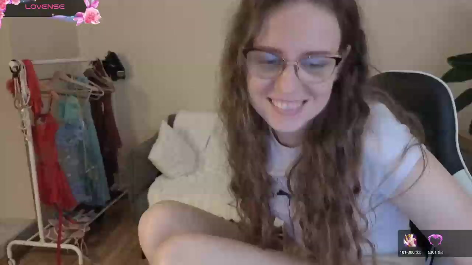 Gallery image thumbnail from BlueFlowerr's myfreecams stream on, 08/11/2026, 21:07 image 19 of 20