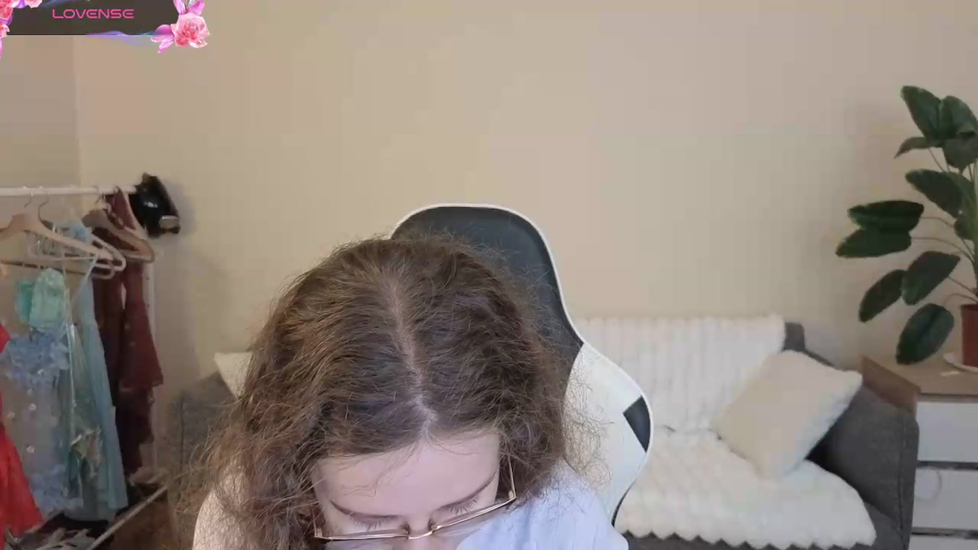 Gallery image thumbnail from BlueFlowerr's myfreecams stream on, 08/11/2026, 23:19 image 2 of 20