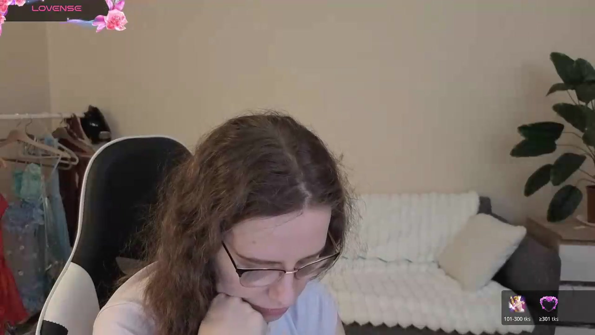 Gallery image thumbnail from BlueFlowerr's myfreecams stream on, 08/11/2026, 23:51 image 20 of 20