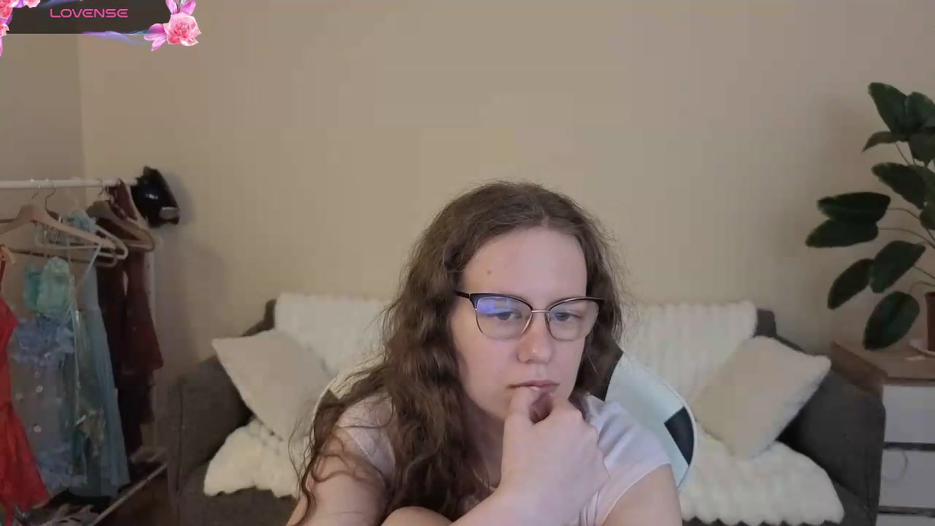 Gallery image thumbnail from BlueFlowerr's myfreecams stream on, 08/12/2026, 24:15 image 15 of 20
