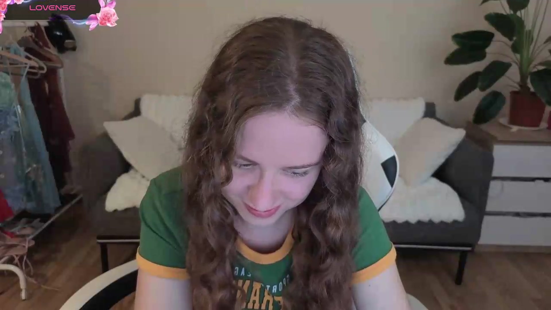 Gallery image thumbnail from BlueFlowerr's myfreecams stream on, 08/14/2026, 18:02 image 9 of 20
