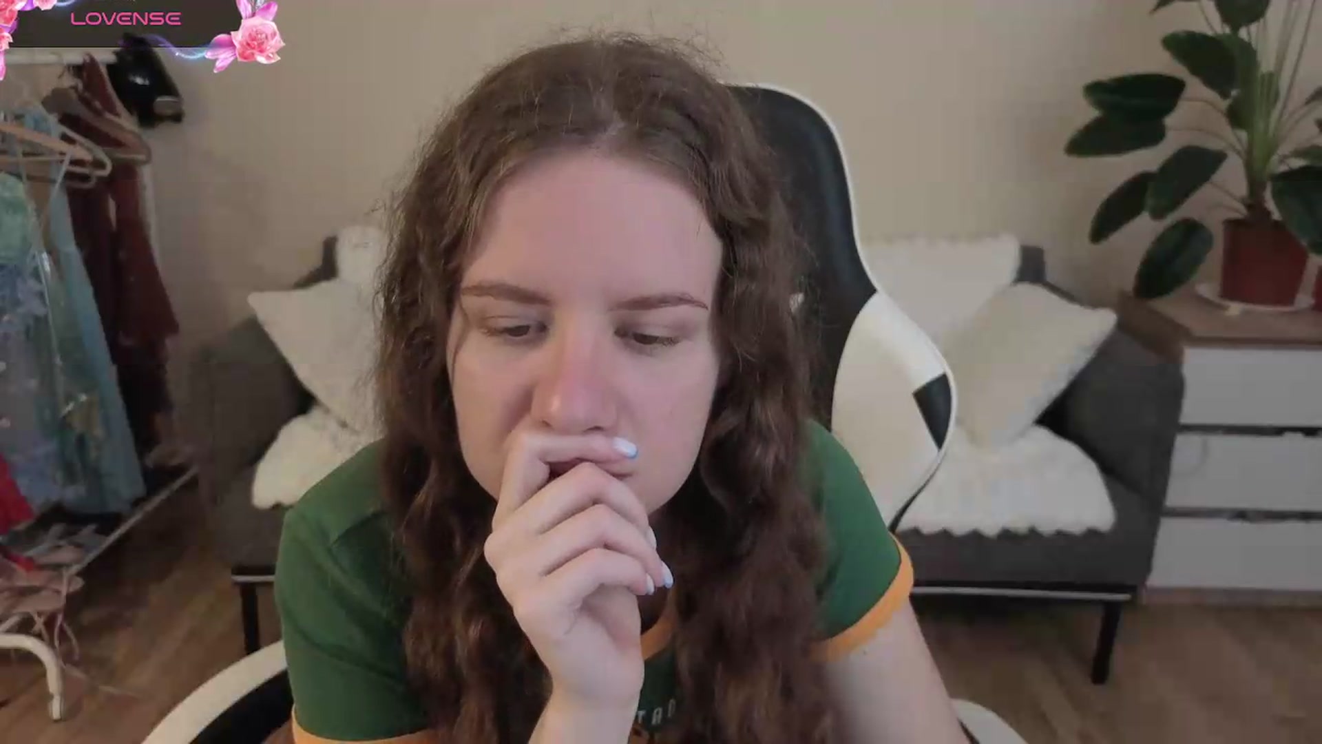 Gallery image thumbnail from BlueFlowerr's myfreecams stream on, 08/14/2026, 18:02 image 4 of 20