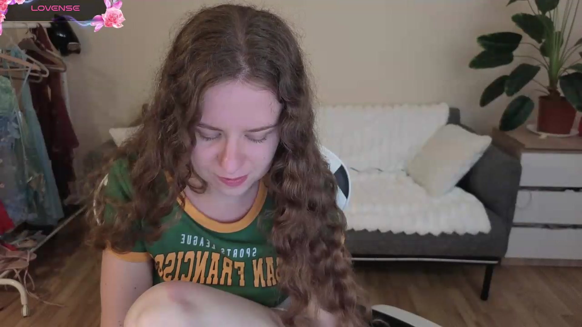 Gallery image thumbnail from BlueFlowerr's myfreecams stream on, 08/14/2026, 18:02 image 16 of 20