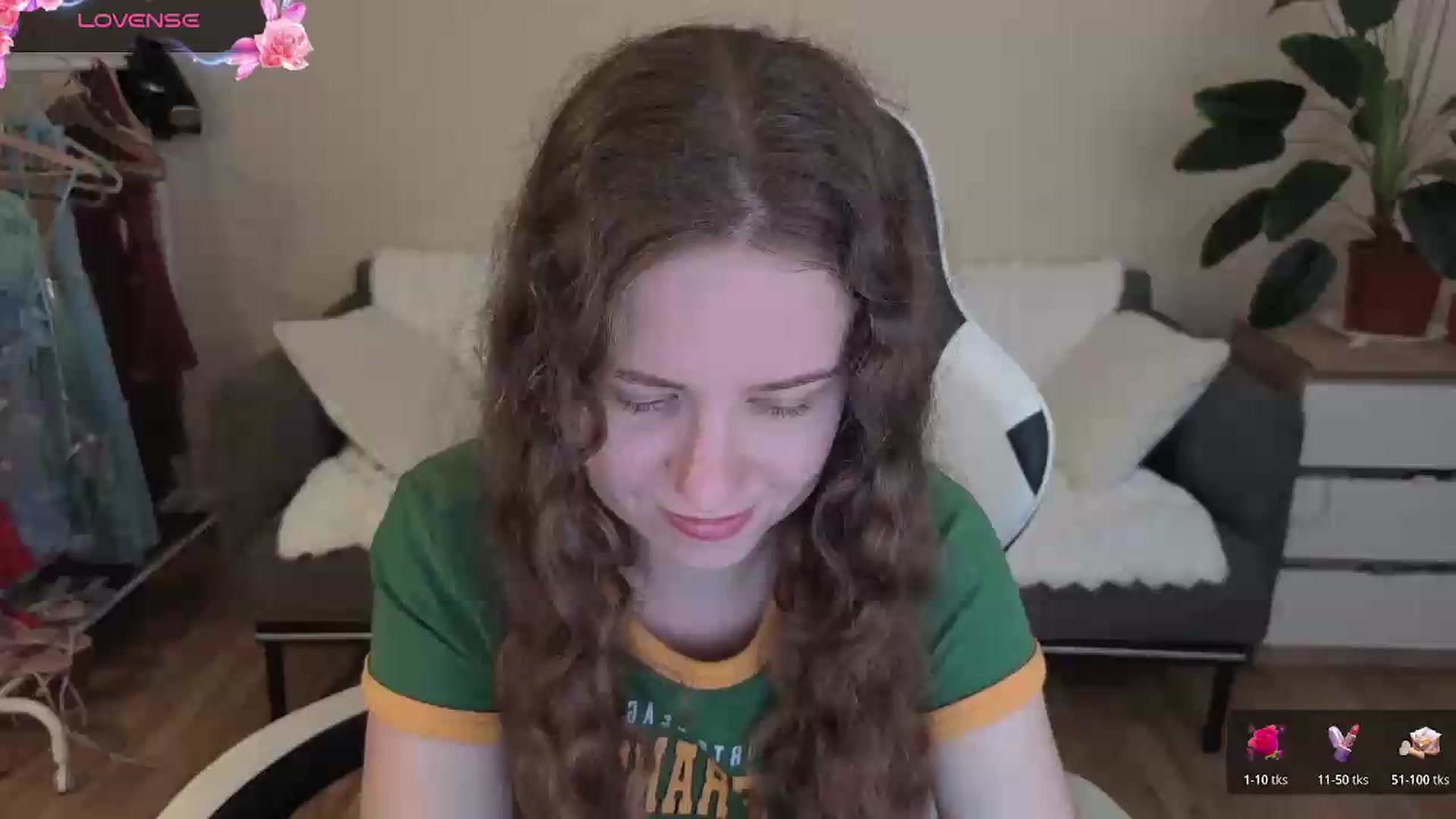 Gallery image thumbnail from BlueFlowerr's myfreecams stream on, 08/14/2026, 18:02 image 8 of 20