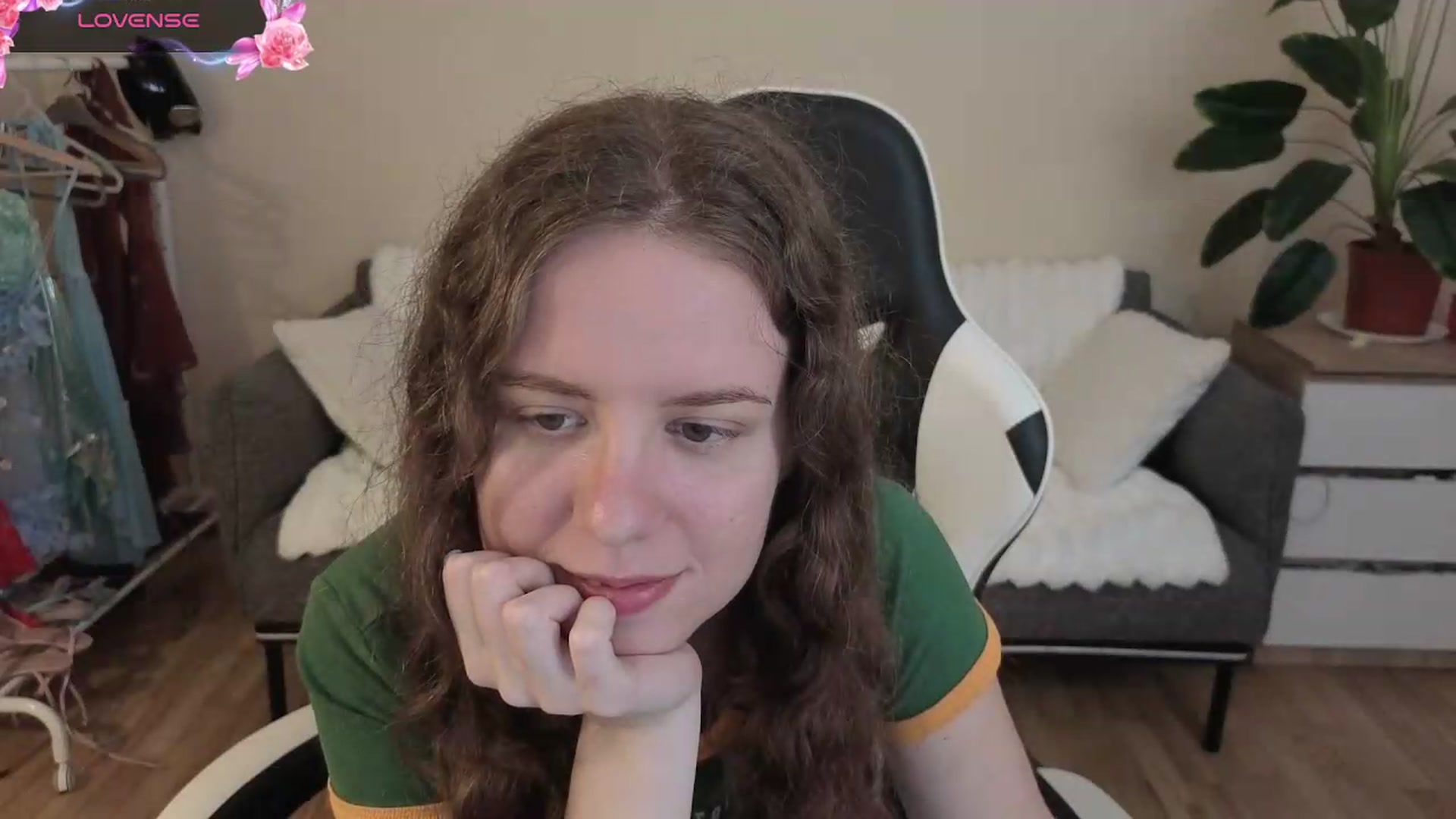 Gallery image thumbnail from BlueFlowerr's myfreecams stream on, 08/14/2026, 18:02 image 11 of 20