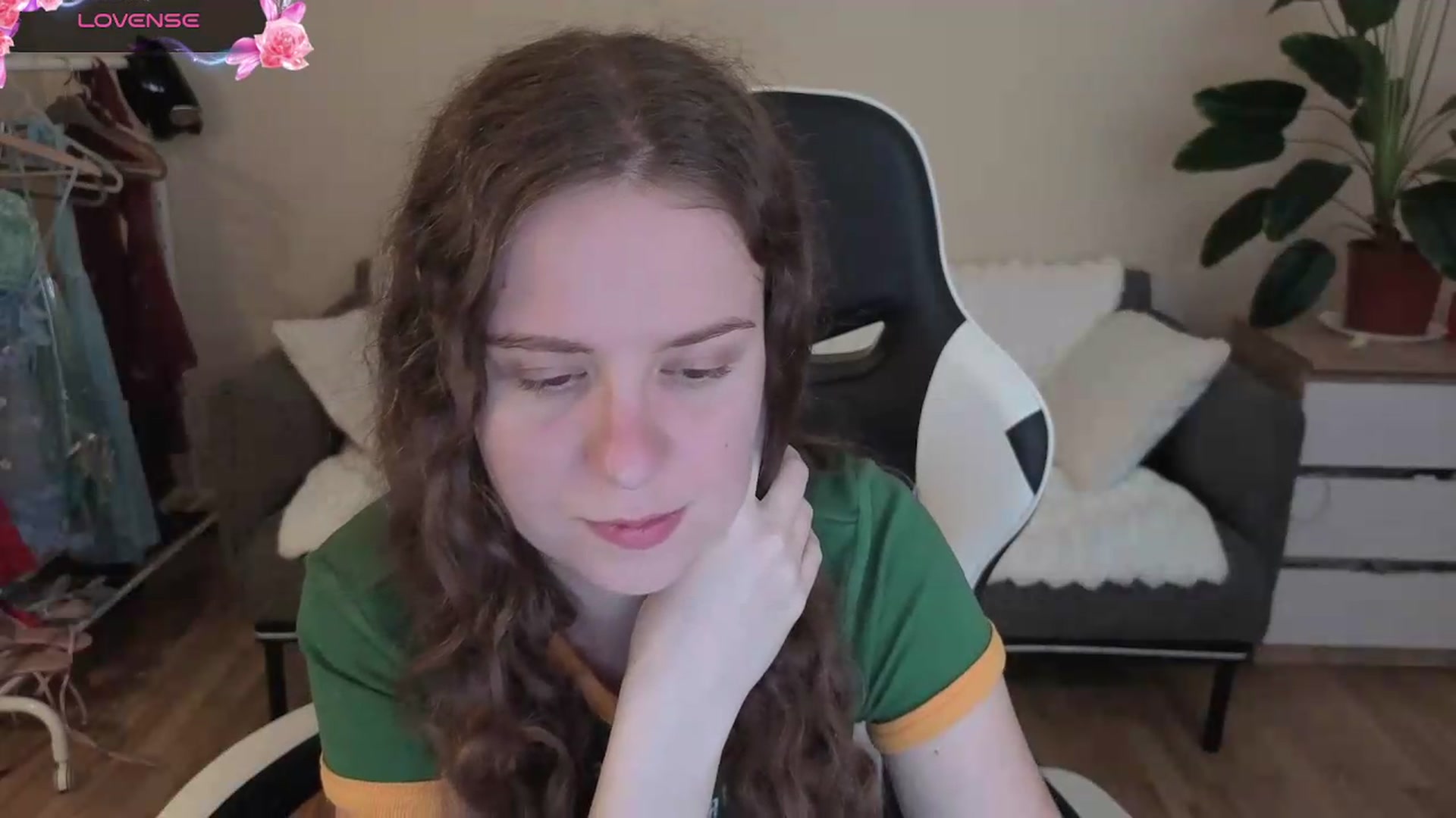 Gallery image thumbnail from BlueFlowerr's myfreecams stream on, 08/14/2026, 18:02 image 10 of 20
