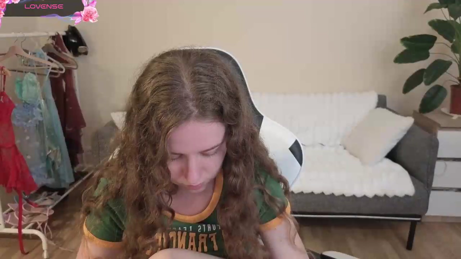 Gallery image thumbnail from BlueFlowerr's myfreecams stream on, 08/14/2026, 18:46 image 12 of 20