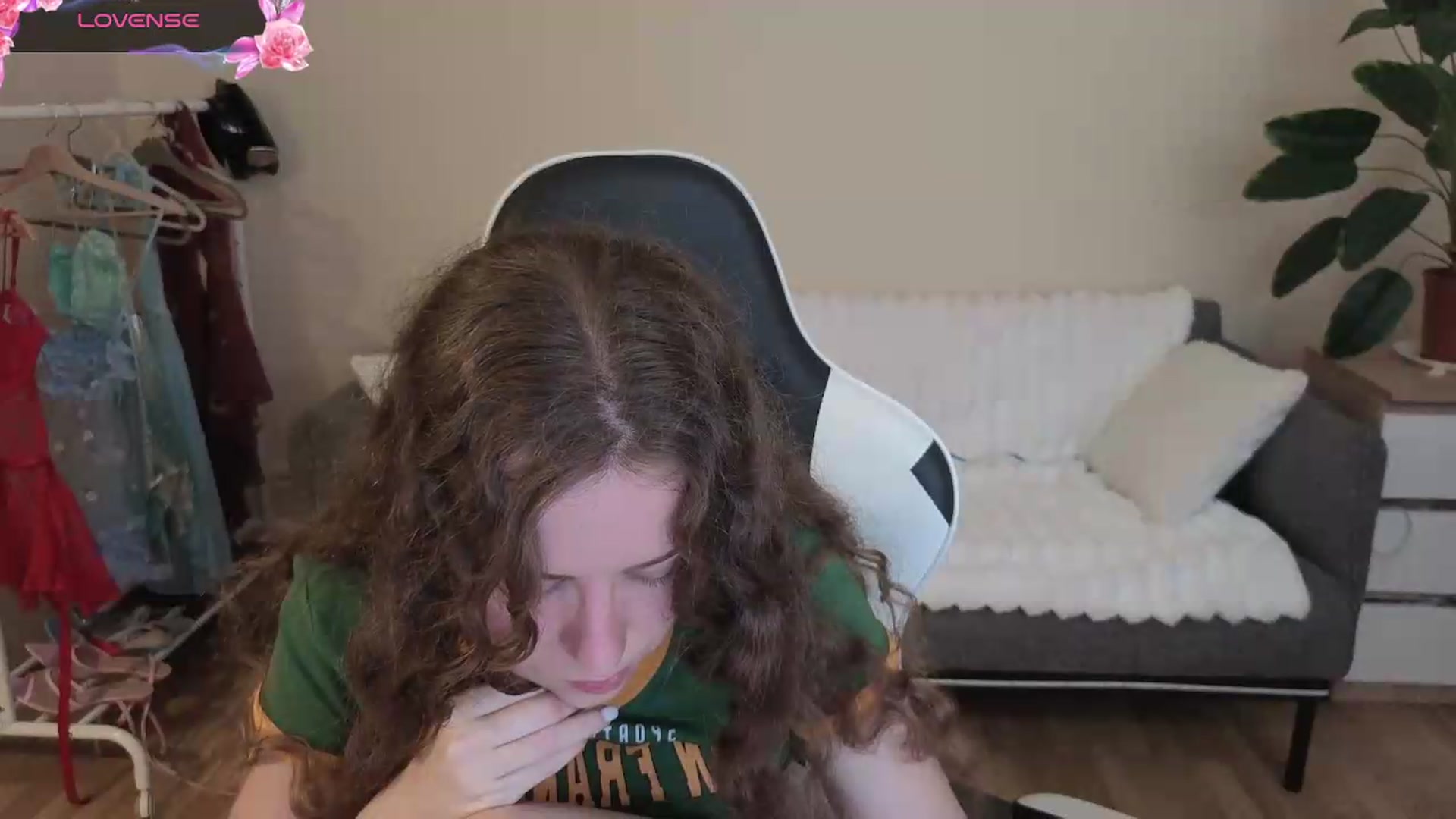 Gallery image thumbnail from BlueFlowerr's myfreecams stream on, 08/14/2026, 18:46 image 10 of 20