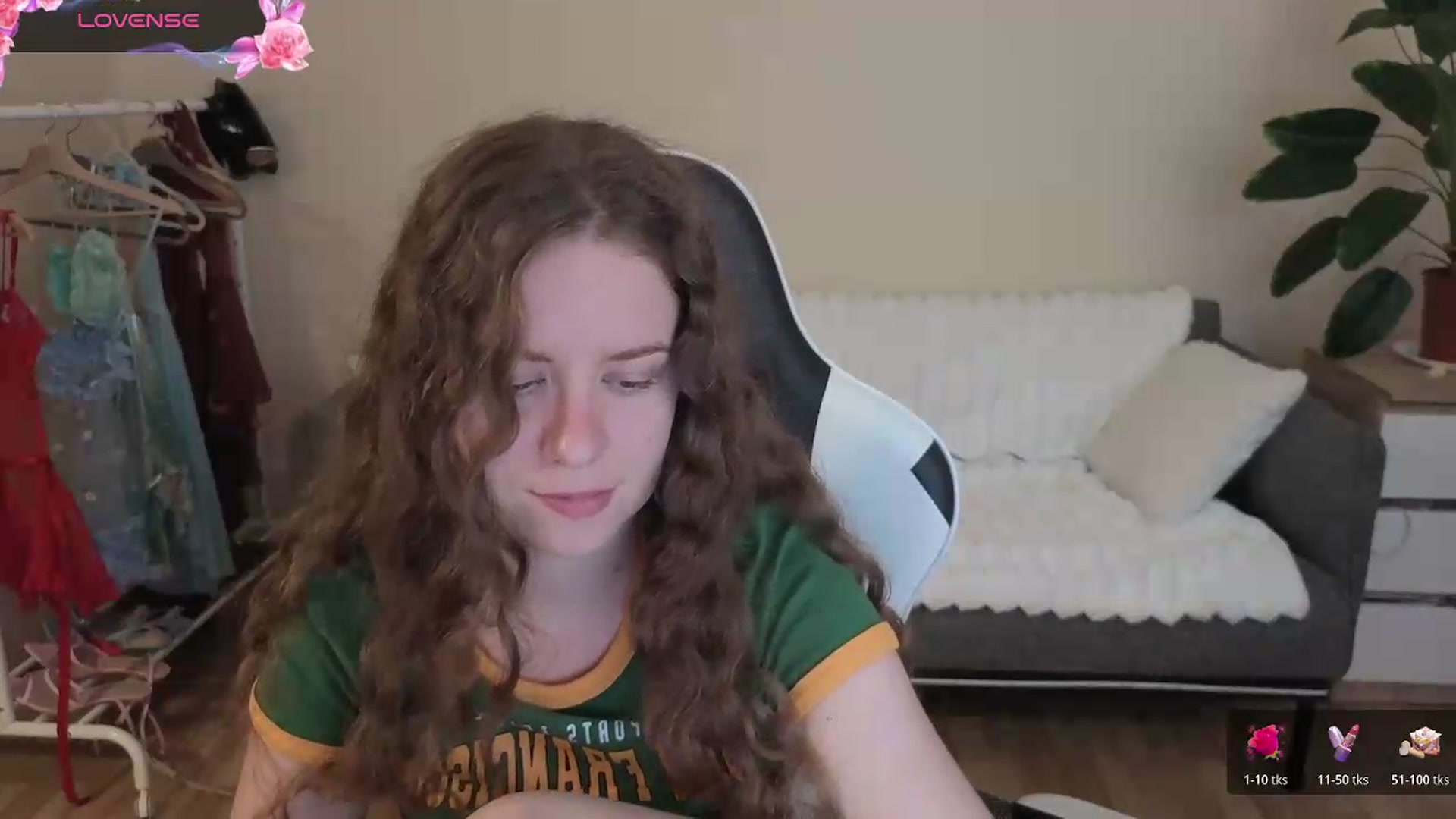 Gallery image thumbnail from BlueFlowerr's myfreecams stream on, 08/14/2026, 18:46 image 13 of 20