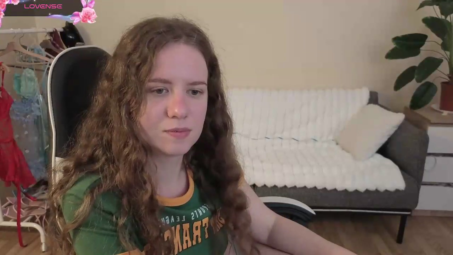 Gallery image thumbnail from BlueFlowerr's myfreecams stream on, 08/14/2026, 19:38 image 17 of 20
