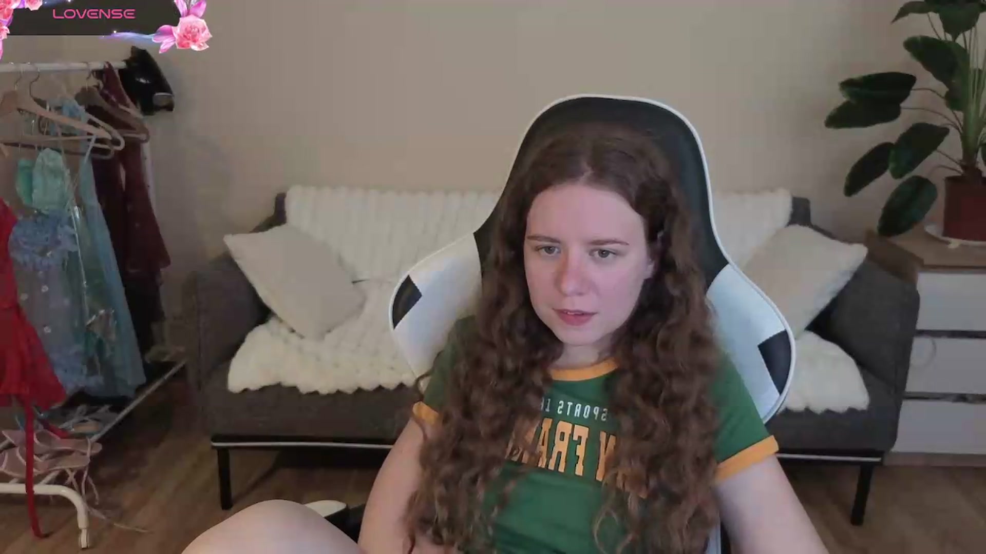 Gallery image thumbnail from BlueFlowerr's myfreecams stream on, 08/14/2026, 20:22 image 9 of 20