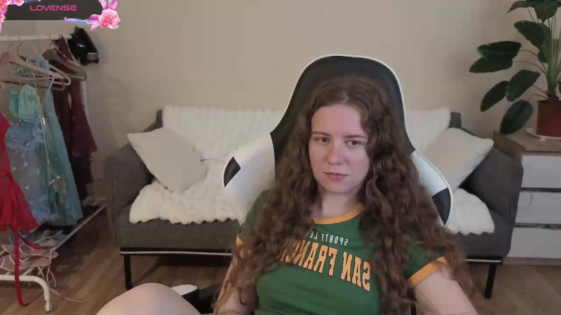 Gallery image thumbnail from BlueFlowerr's myfreecams stream on, 08/14/2026, 20:22 image 15 of 20