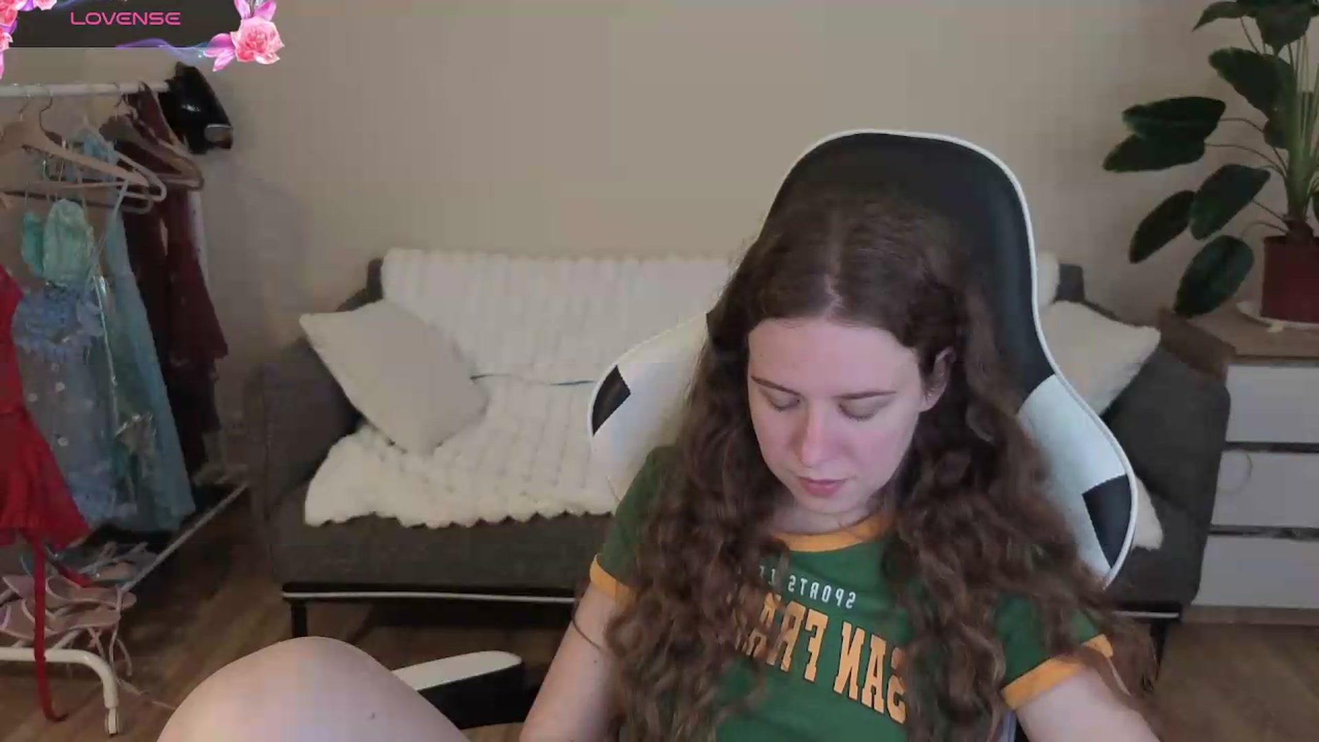 Gallery image thumbnail from BlueFlowerr's myfreecams stream on, 08/14/2026, 20:22 image 20 of 20