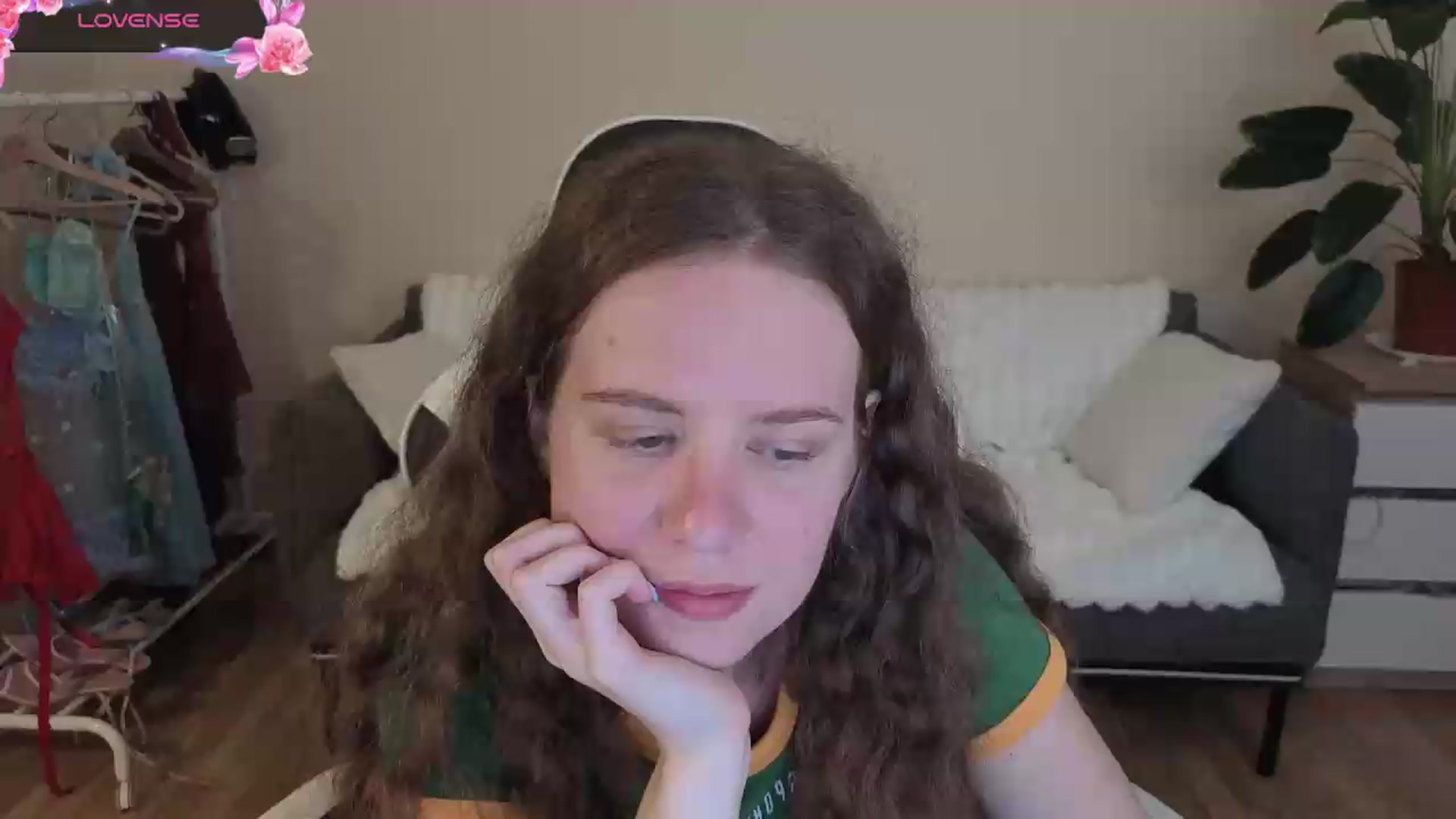Gallery image thumbnail from BlueFlowerr's myfreecams stream on, 08/14/2026, 20:22 image 1 of 20