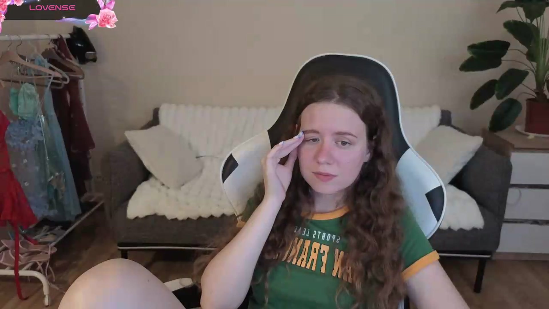 Gallery image thumbnail from BlueFlowerr's myfreecams stream on, 08/14/2026, 20:22 image 11 of 20