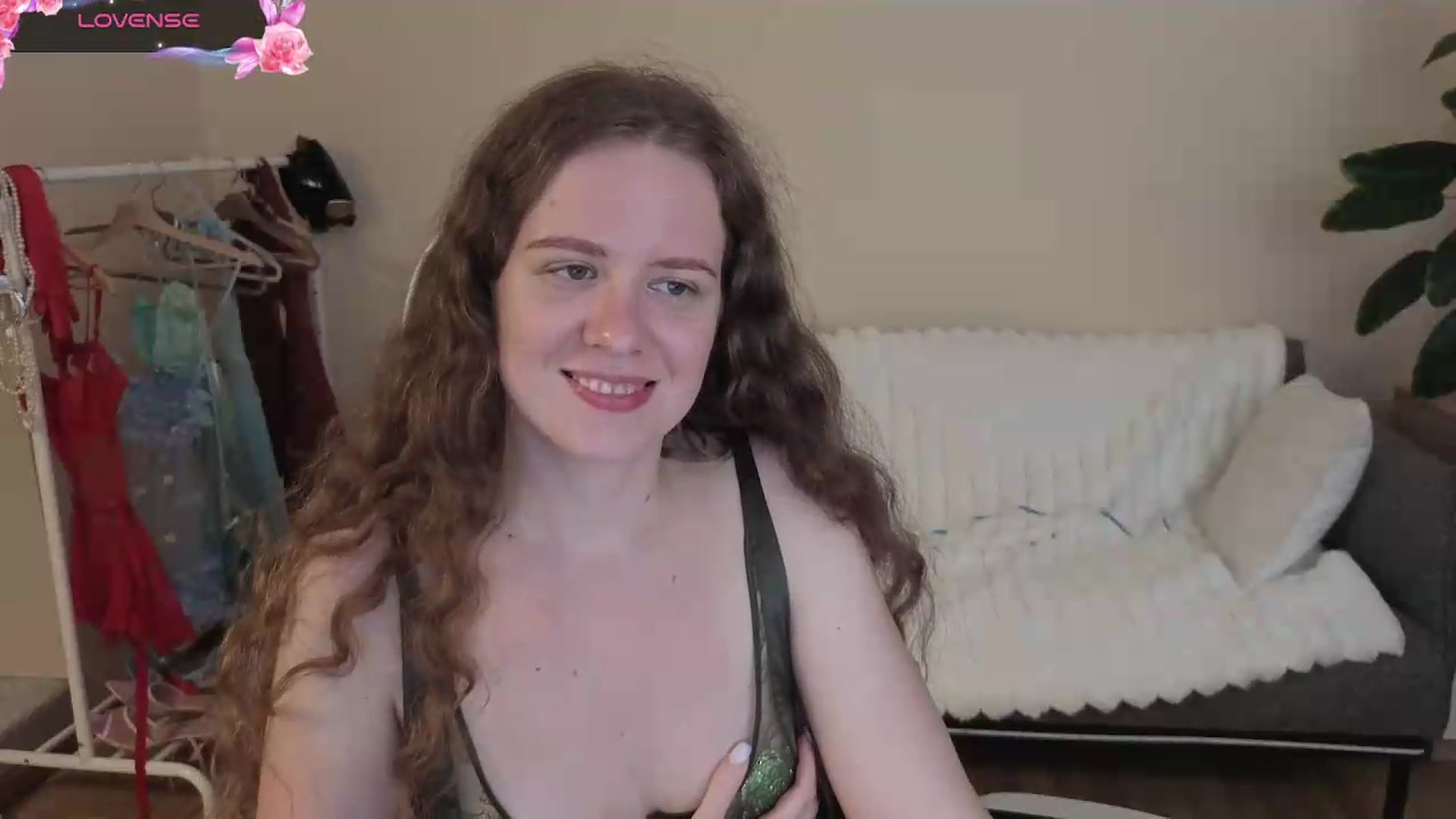 Gallery image thumbnail from BlueFlowerr's myfreecams stream on, 08/15/2026, 24:01 image 12 of 20