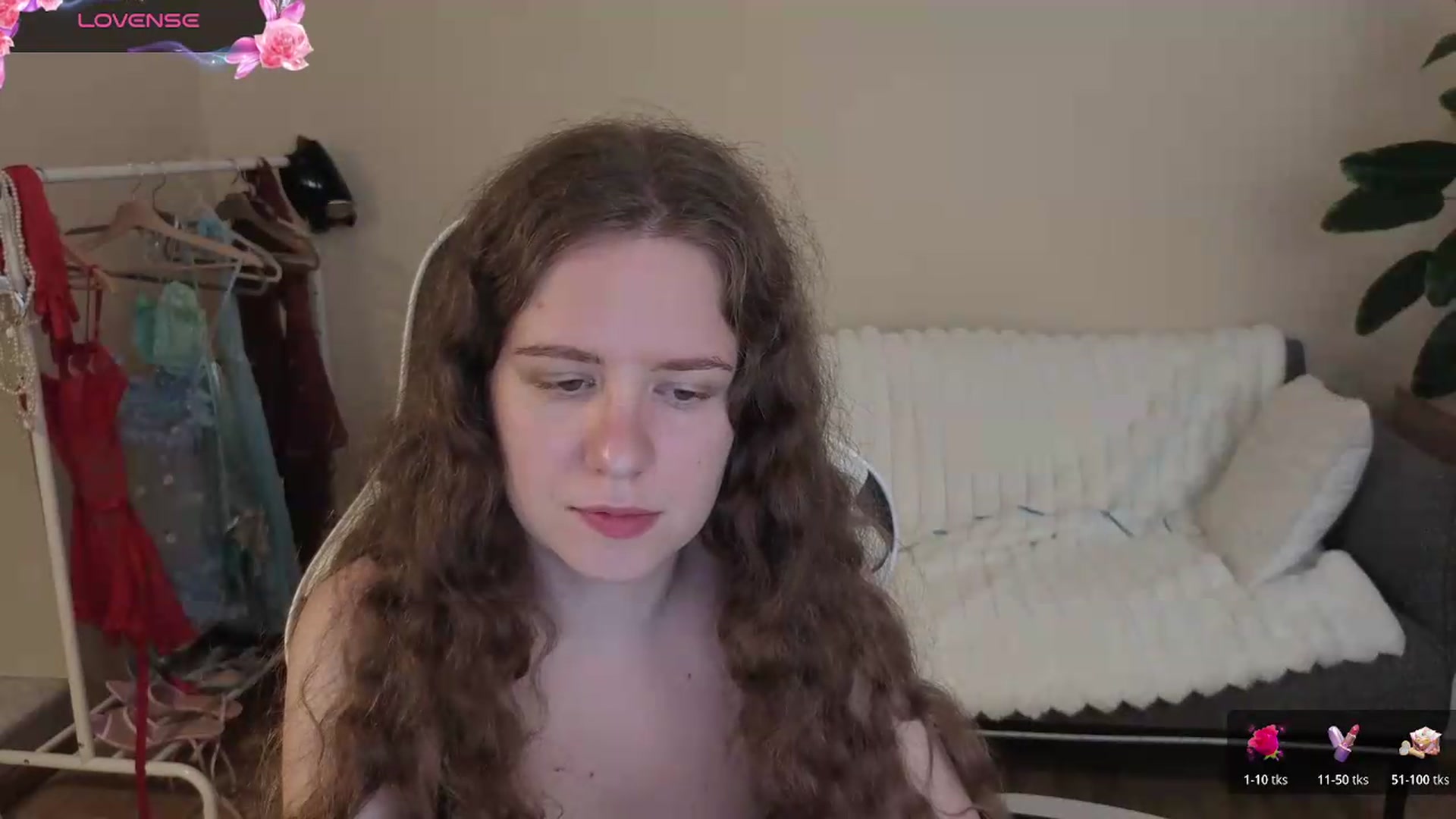Gallery image thumbnail from BlueFlowerr's myfreecams stream on, 08/15/2026, 24:01 image 5 of 20