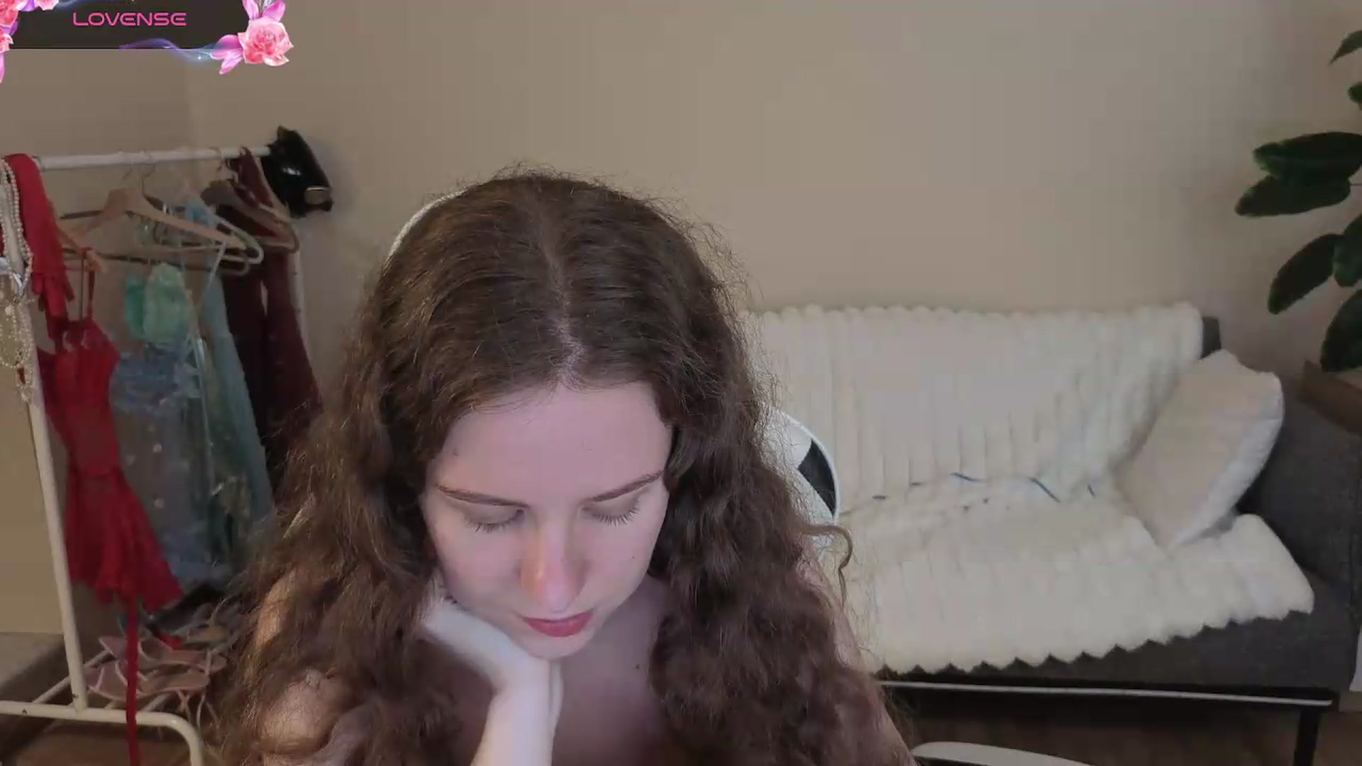 Gallery image thumbnail from BlueFlowerr's myfreecams stream on, 08/15/2026, 24:01 image 13 of 20