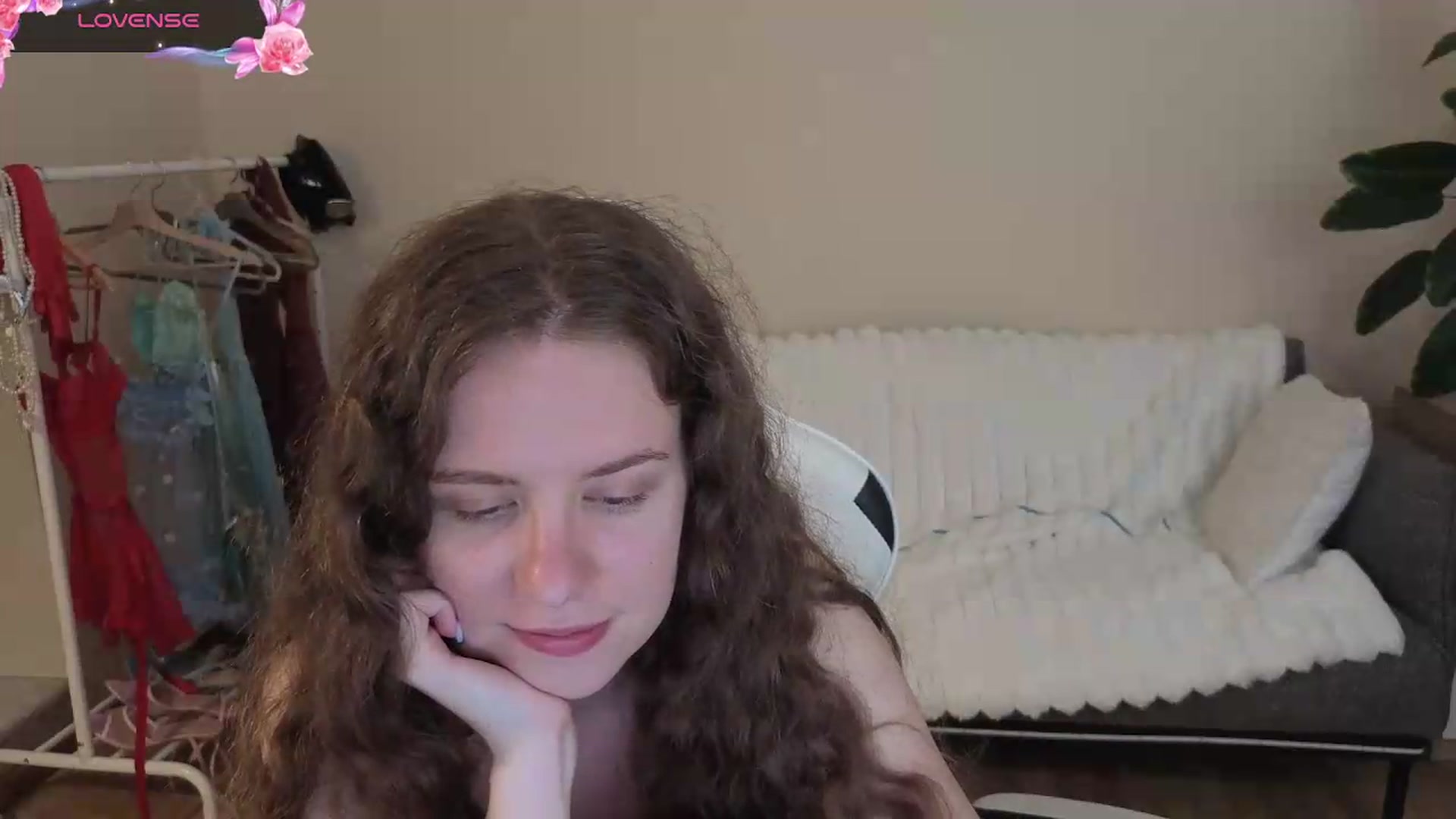 Gallery image thumbnail from BlueFlowerr's myfreecams stream on, 08/15/2026, 24:01 image 20 of 20