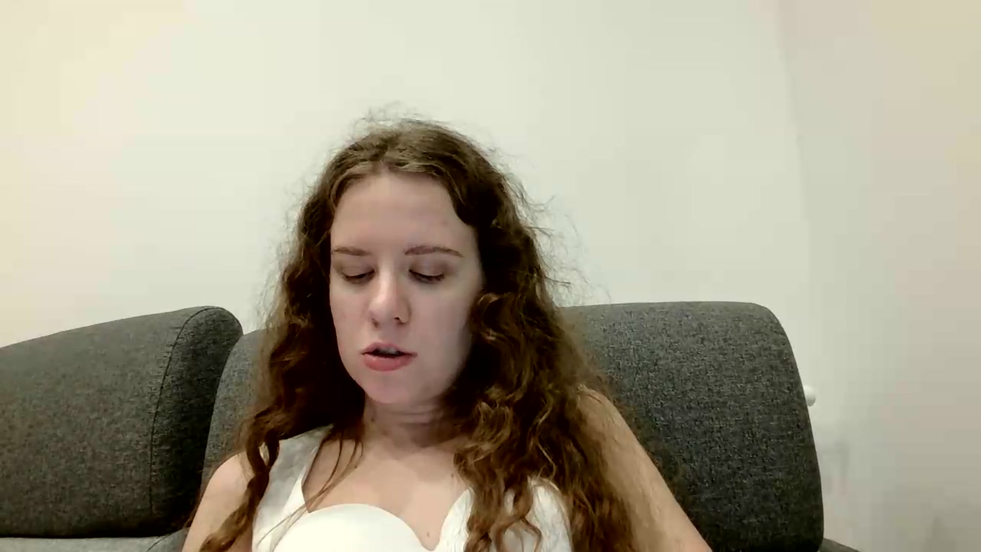 Gallery image thumbnail from BlueFlowerr's myfreecams stream on, 08/16/2026, 18:41 image 18 of 20