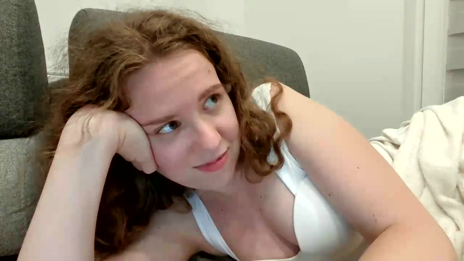 Gallery image thumbnail from BlueFlowerr's myfreecams stream on, 08/16/2026, 21:05 image 7 of 20