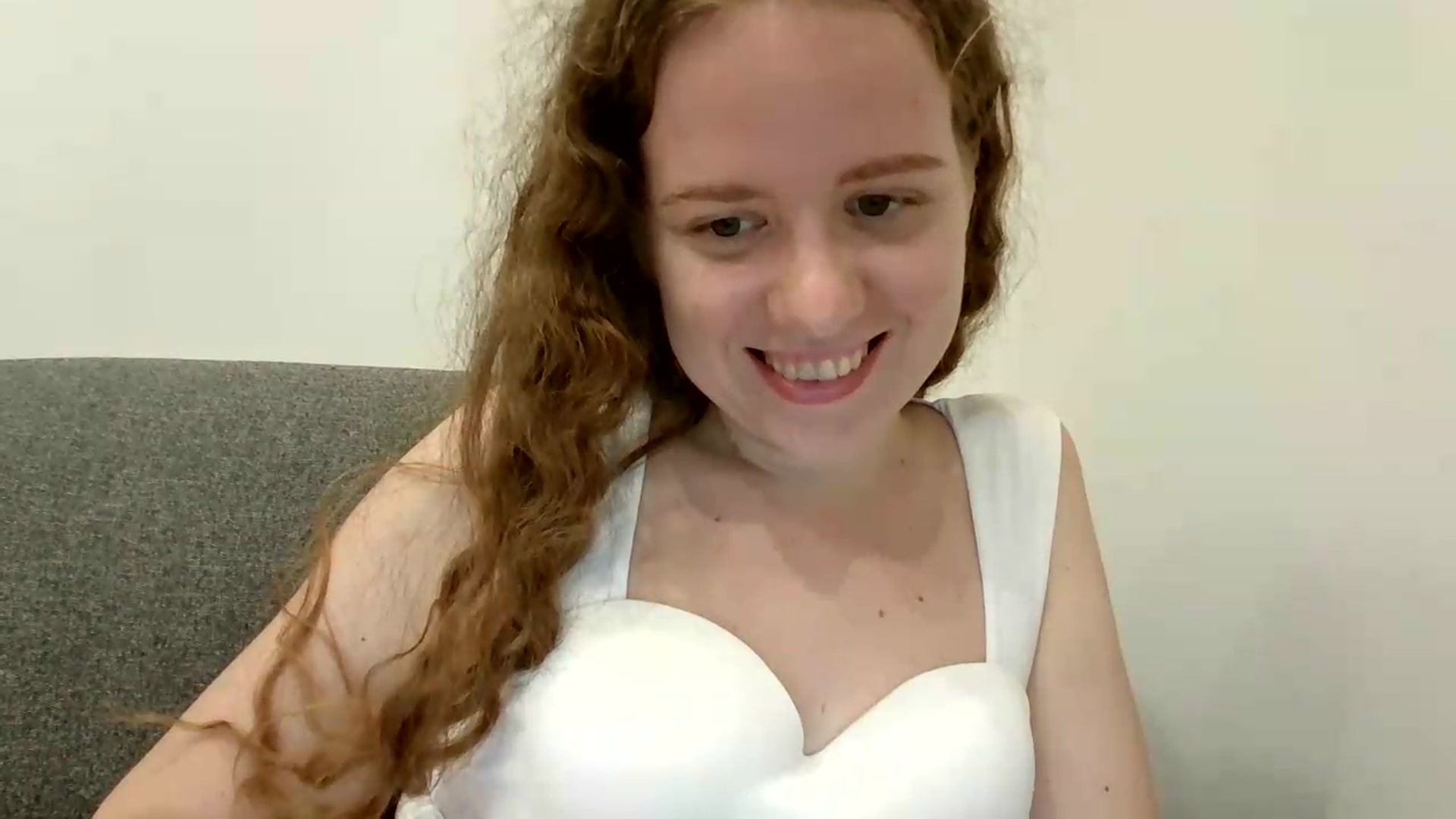 Gallery image thumbnail from BlueFlowerr's myfreecams stream on, 08/16/2026, 21:41 image 8 of 20