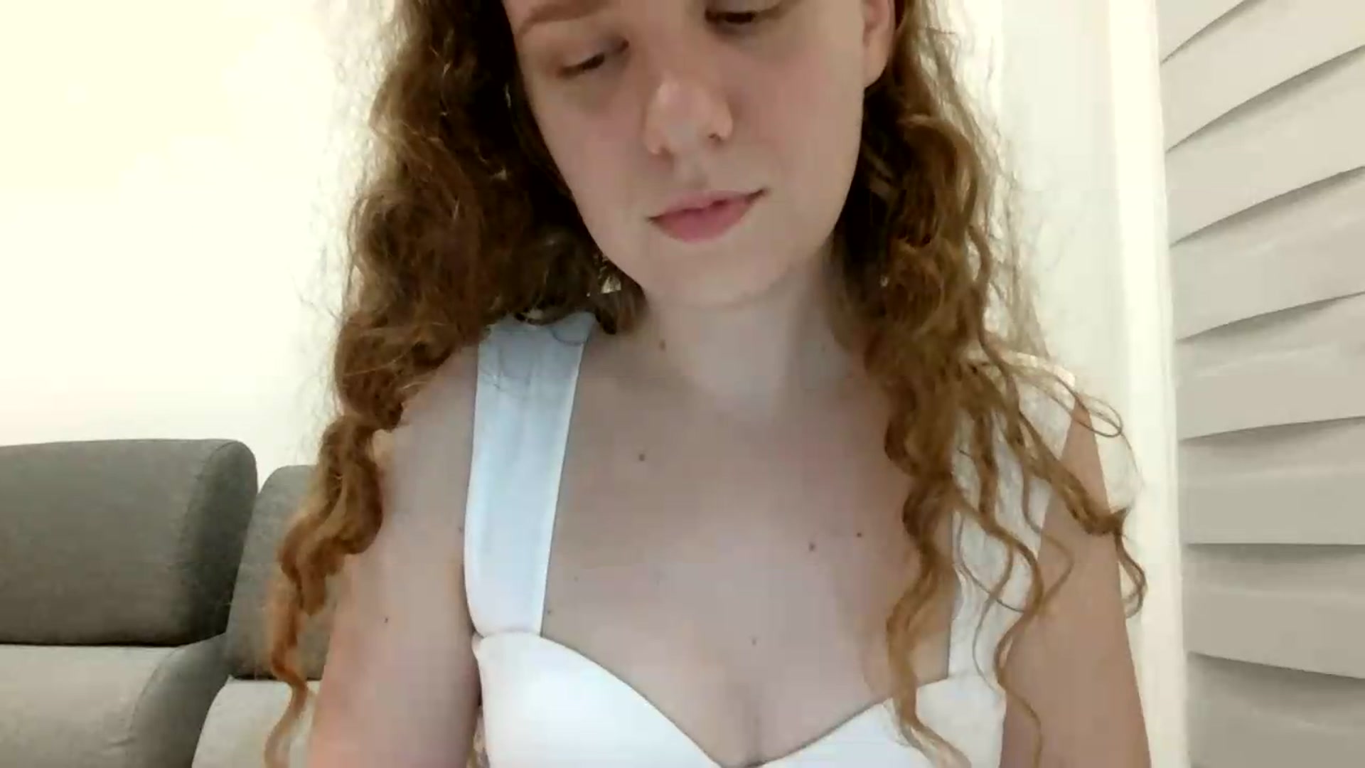 Gallery image thumbnail from BlueFlowerr's myfreecams stream on, 08/16/2026, 23:19 image 19 of 20