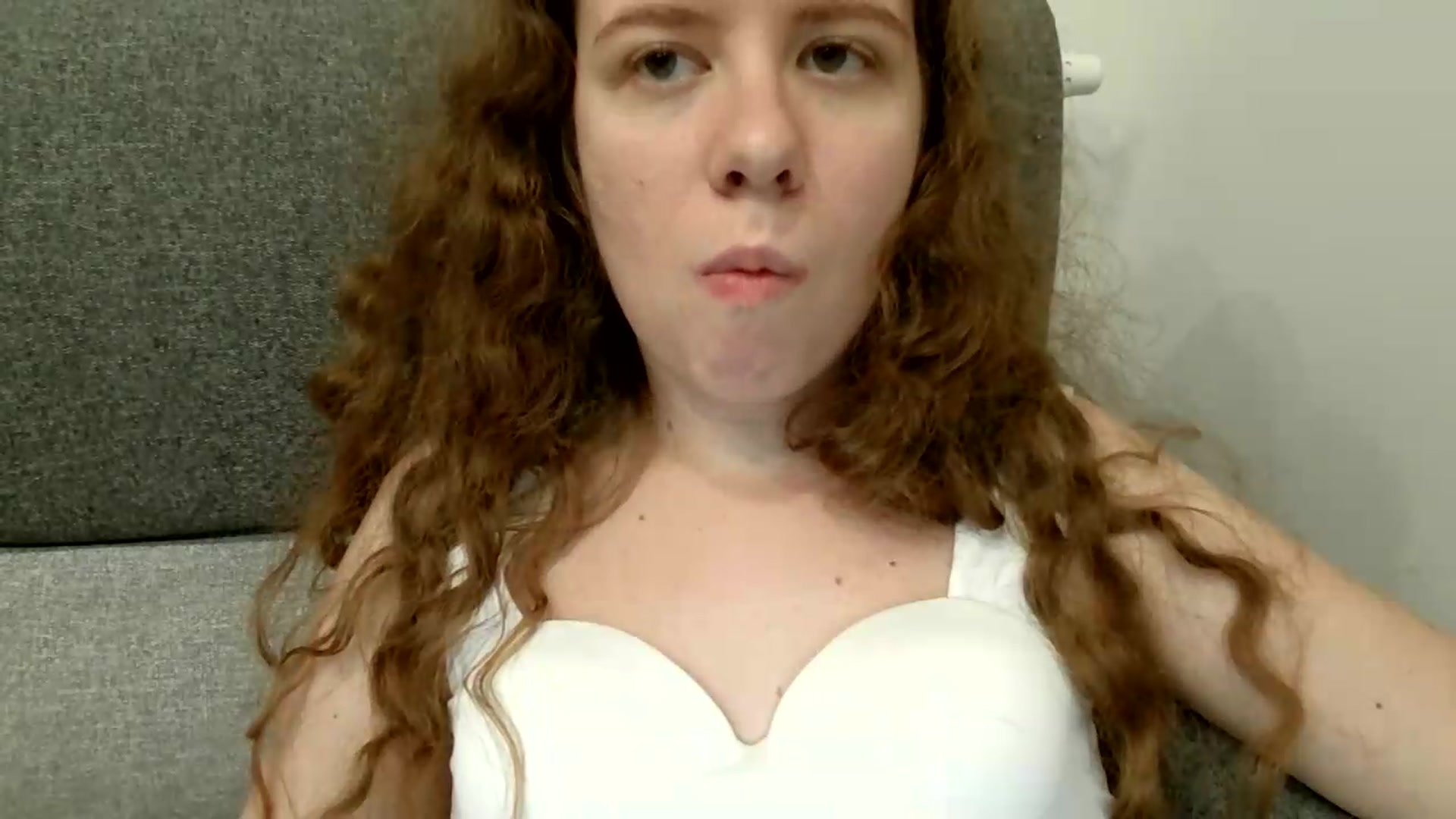 Gallery image thumbnail from BlueFlowerr's myfreecams stream on, 08/17/2026, 24:01 image 9 of 20
