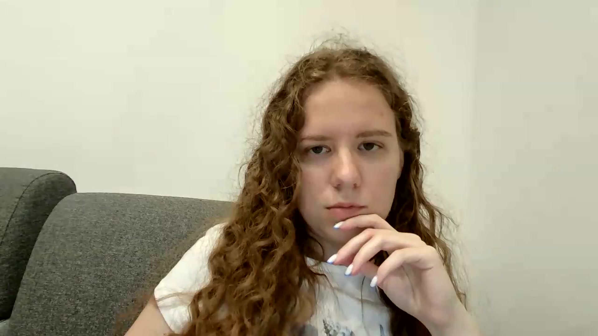 Gallery image thumbnail from BlueFlowerr's myfreecams stream on, 08/17/2026, 18:45 image 18 of 20