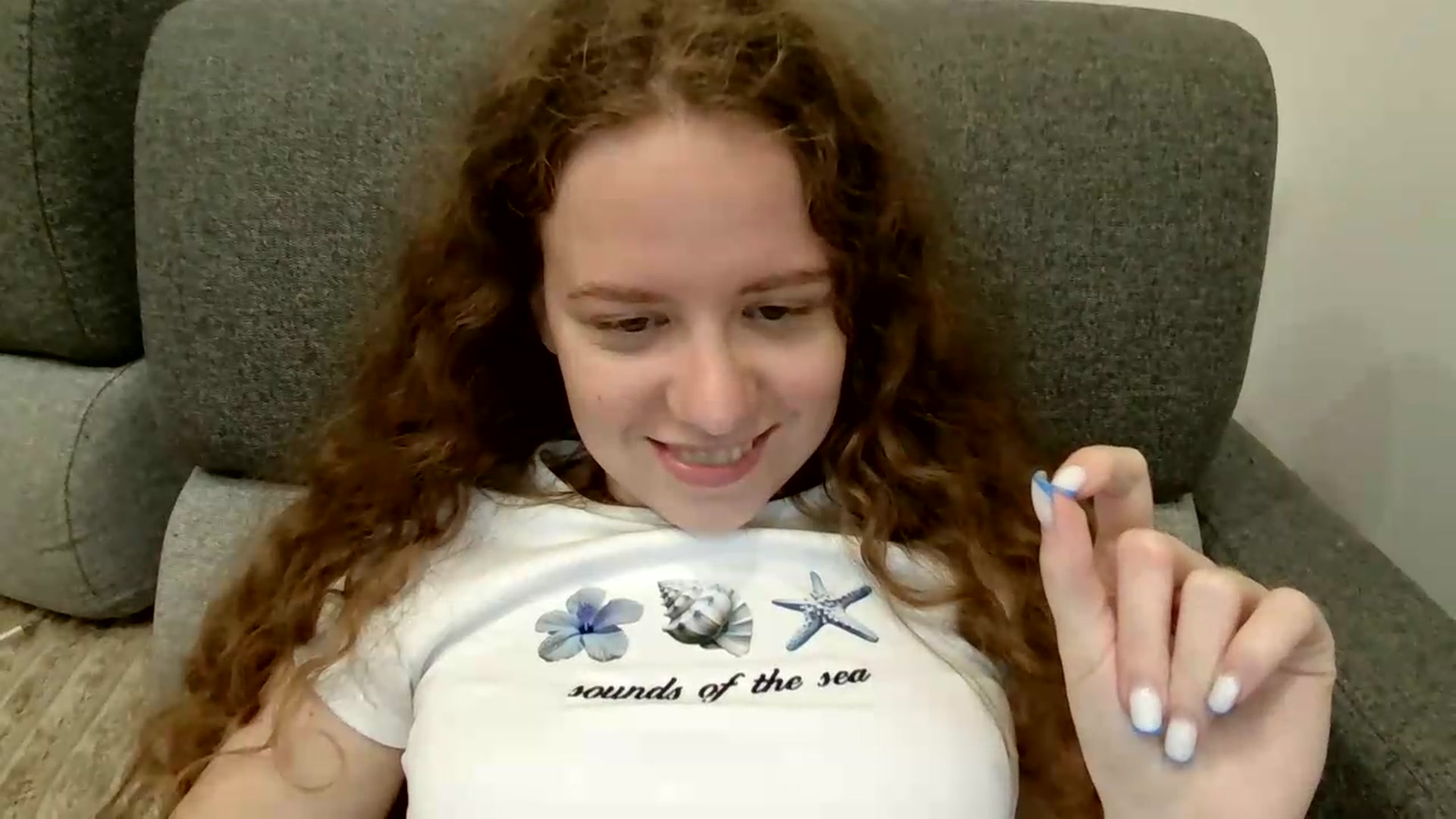 Gallery image thumbnail from BlueFlowerr's myfreecams stream on, 08/18/2026, 01:56 image 12 of 20