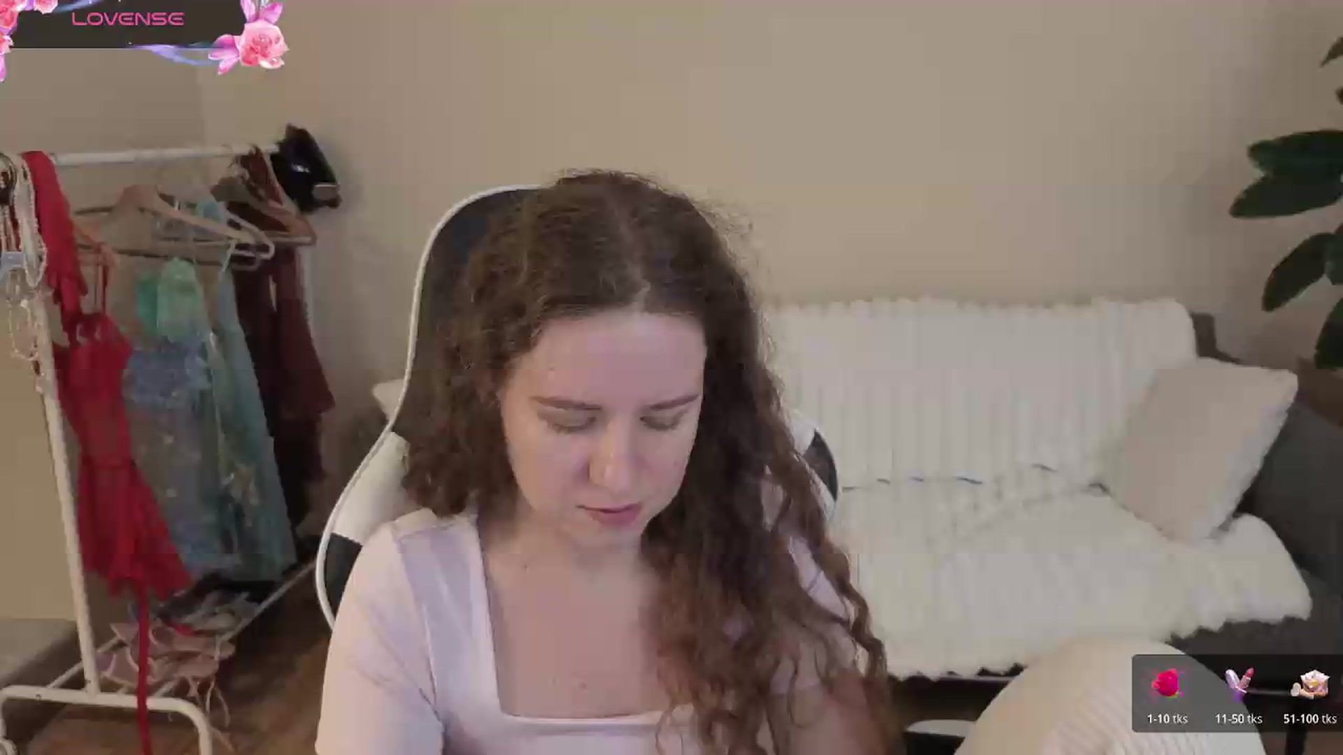 Gallery image thumbnail from BlueFlowerr's myfreecams stream on, 08/18/2026, 18:59 image 14 of 20