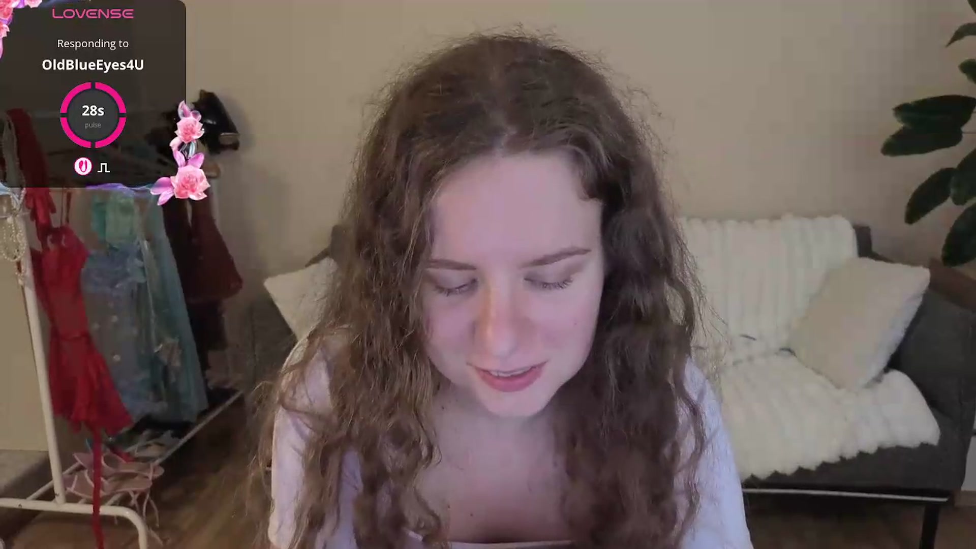 Gallery image thumbnail from BlueFlowerr's myfreecams stream on, 08/18/2026, 19:42 image 13 of 20
