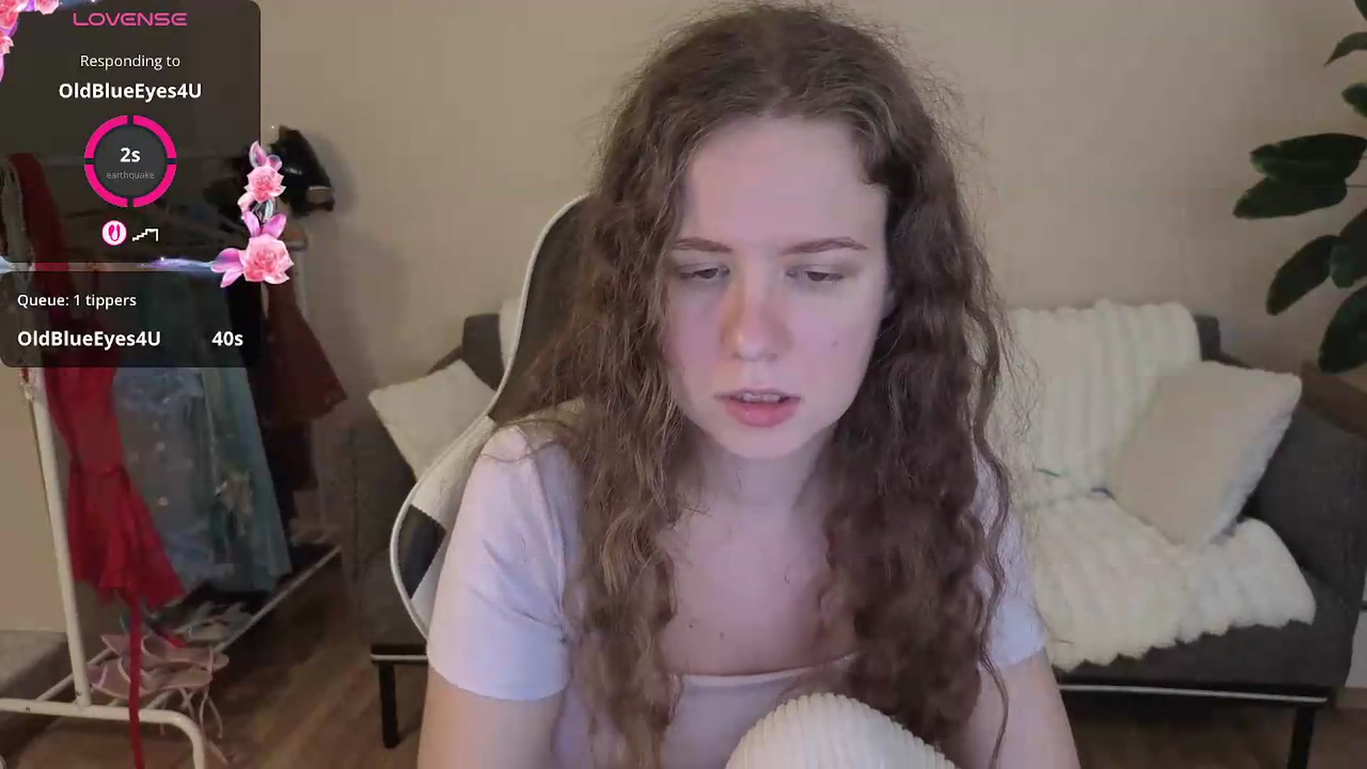 Gallery image thumbnail from BlueFlowerr's myfreecams stream on, 08/18/2026, 19:42 image 12 of 20