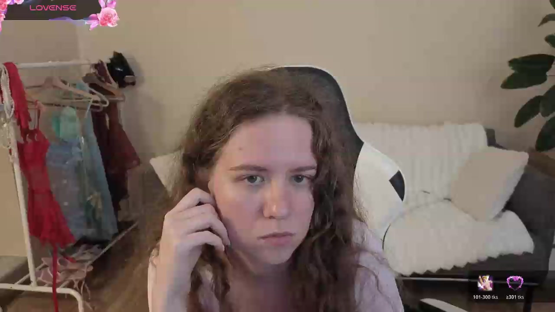 Gallery image thumbnail from BlueFlowerr's myfreecams stream on, 08/18/2026, 19:42 image 1 of 20