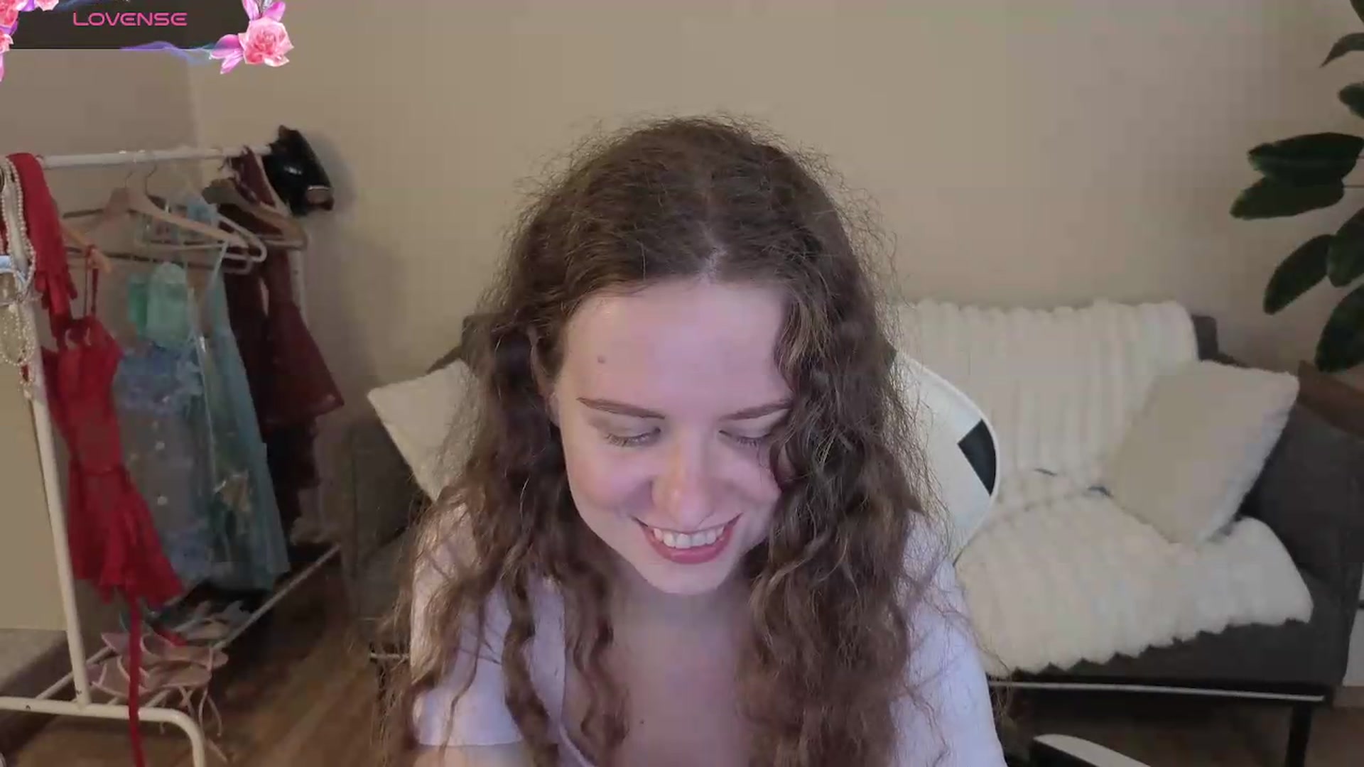 Gallery image thumbnail from BlueFlowerr's myfreecams stream on, 08/18/2026, 19:42 image 3 of 20