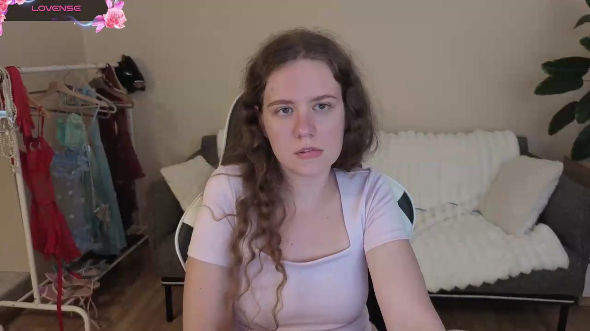 Gallery image thumbnail from BlueFlowerr's myfreecams stream on, 08/18/2026, 20:35 image 16 of 20