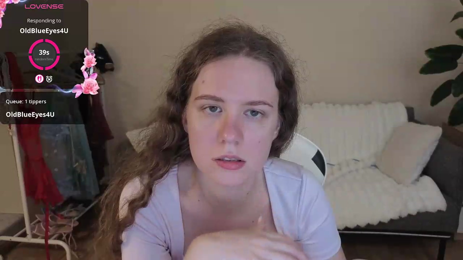 Gallery image thumbnail from BlueFlowerr's myfreecams stream on, 08/18/2026, 20:35 image 4 of 20