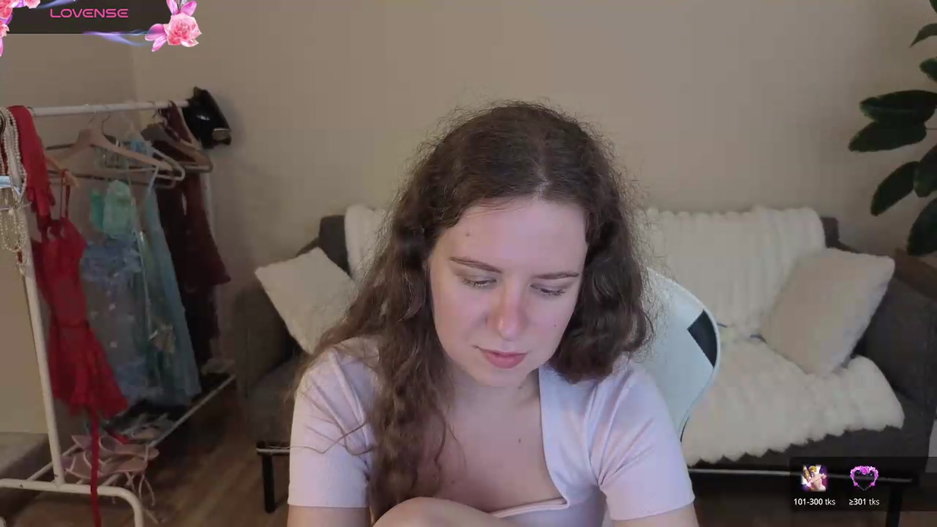Gallery image thumbnail from BlueFlowerr's myfreecams stream on, 08/18/2026, 20:59 image 7 of 20